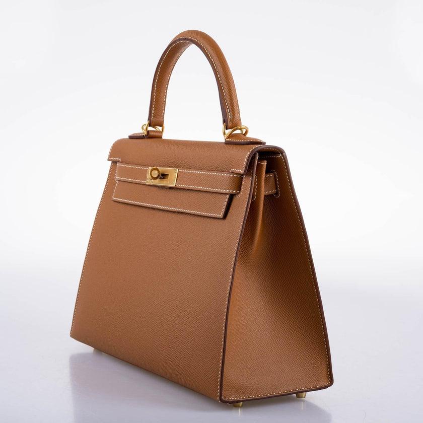 Donna Hermès Kelly 28 Sellier Oro Epsom con finiture dorate