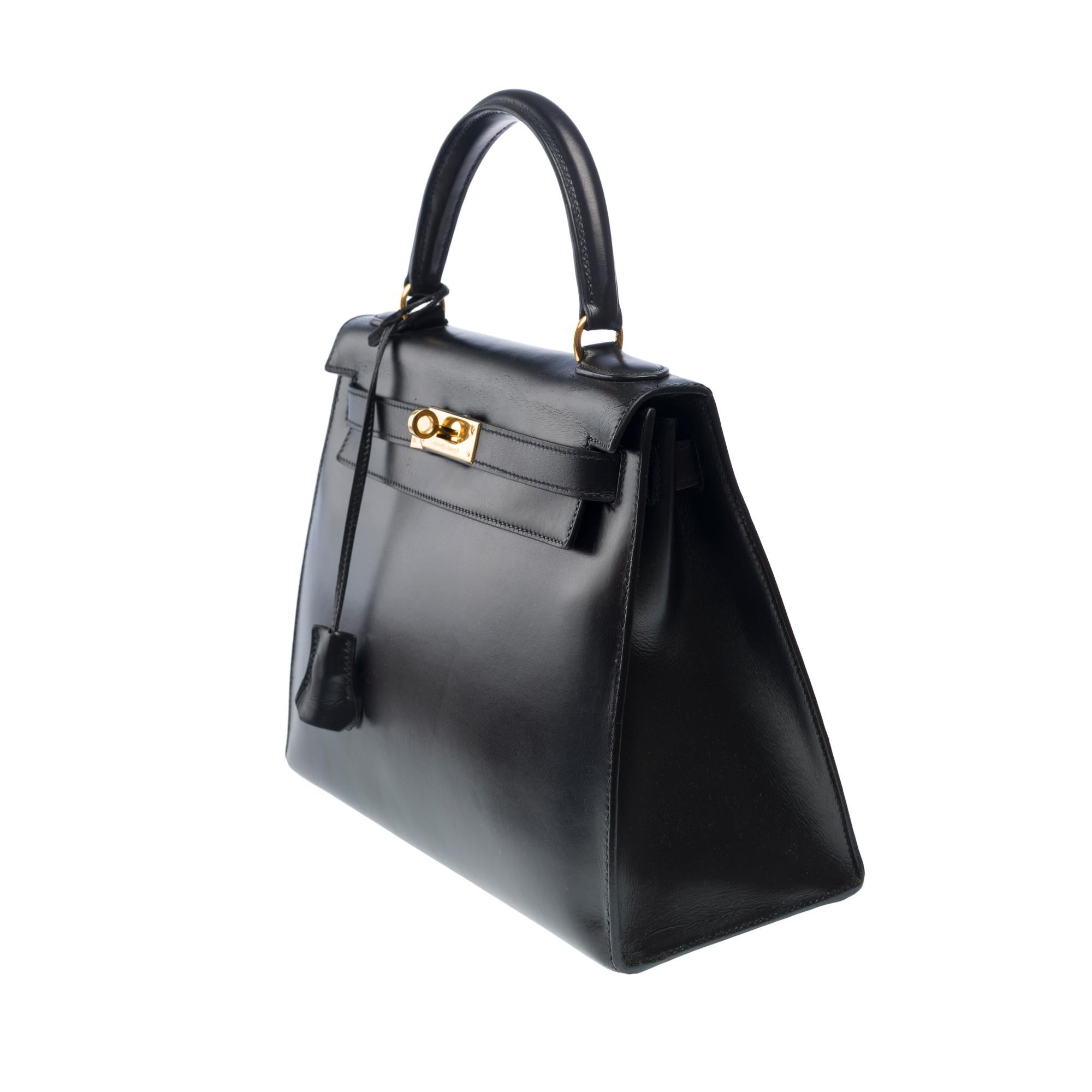 Women's Hermes Kelly 28 sellier handbag in Black box calfskin leather, GHW For Sale