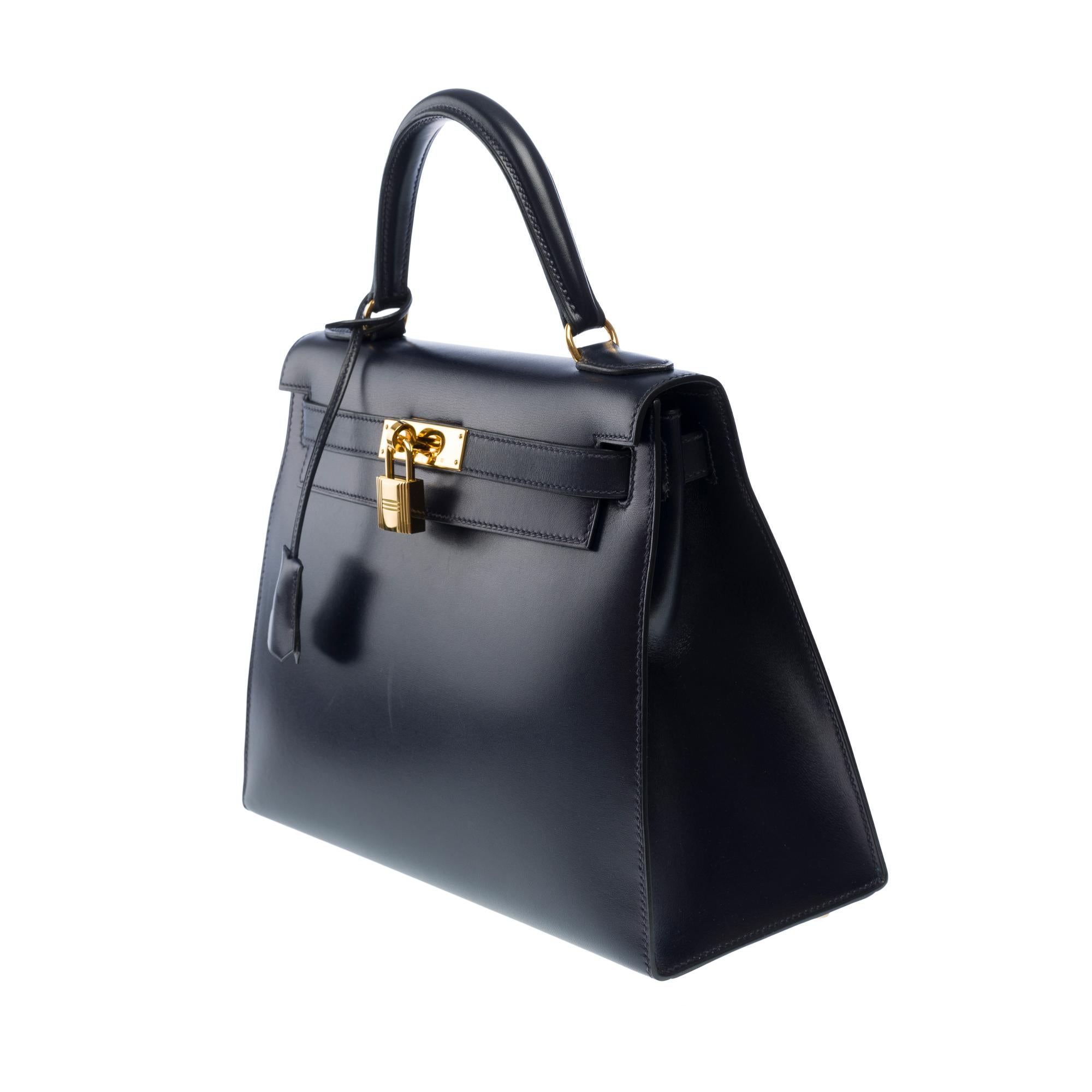 Women's Hermes Kelly 28 sellier handbag strap in Navy Blue box calfskin leather, GHW For Sale