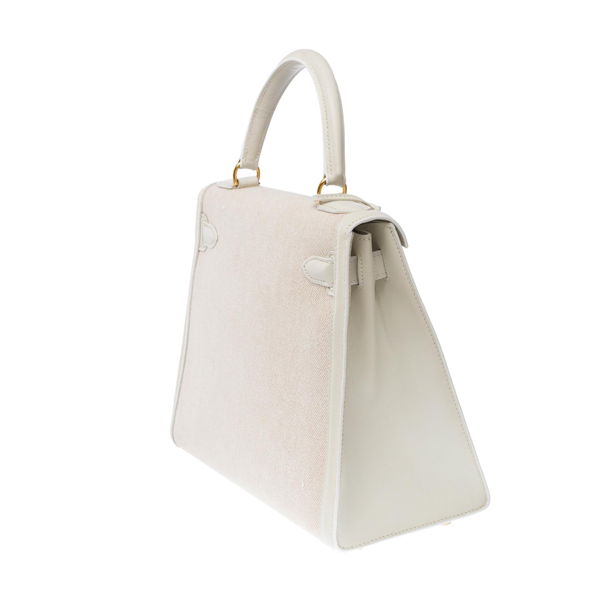 Hermès Kelly 28 sellier Handtaschenband aus weißem Canvas und beigem Leder, GHW im Zustand „Hervorragend“ im Angebot in Paris, IDF