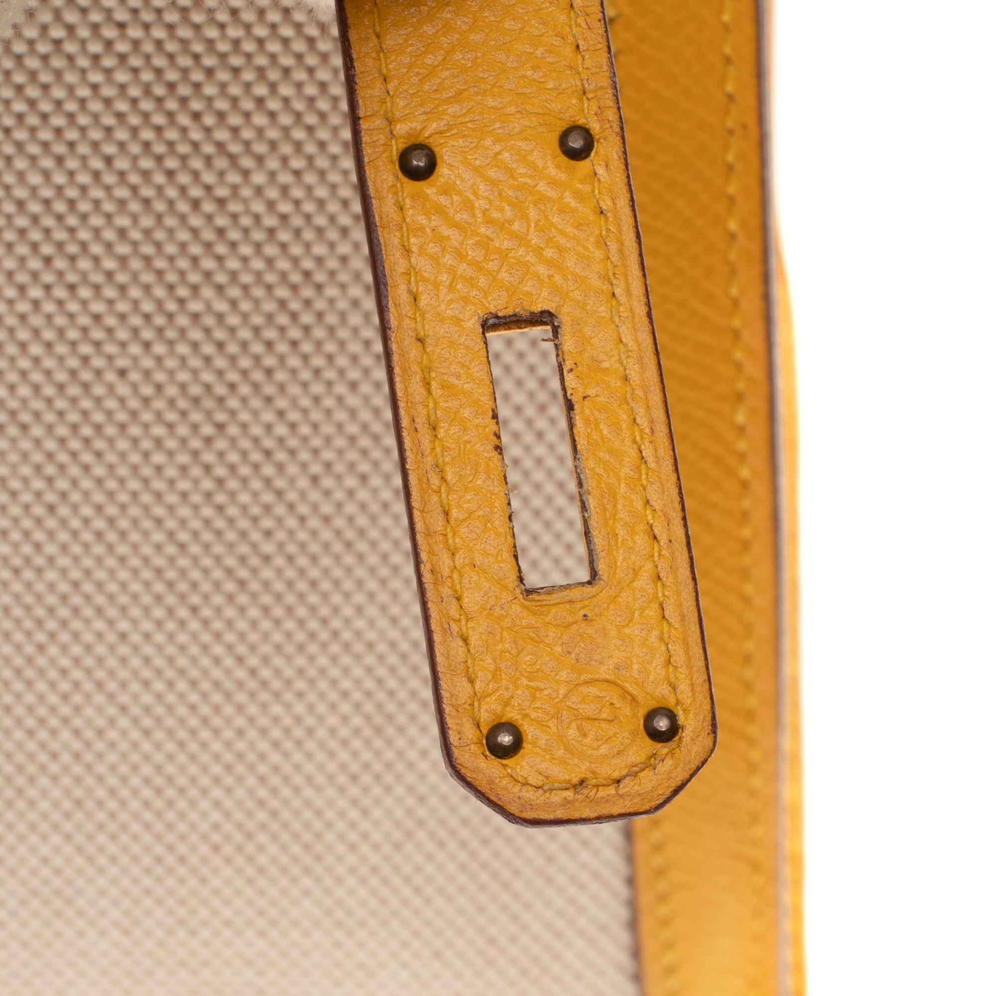 Beige Hermès Kelly 28 sellier strap handbag in canvas & yellow courchevel leather, GHW