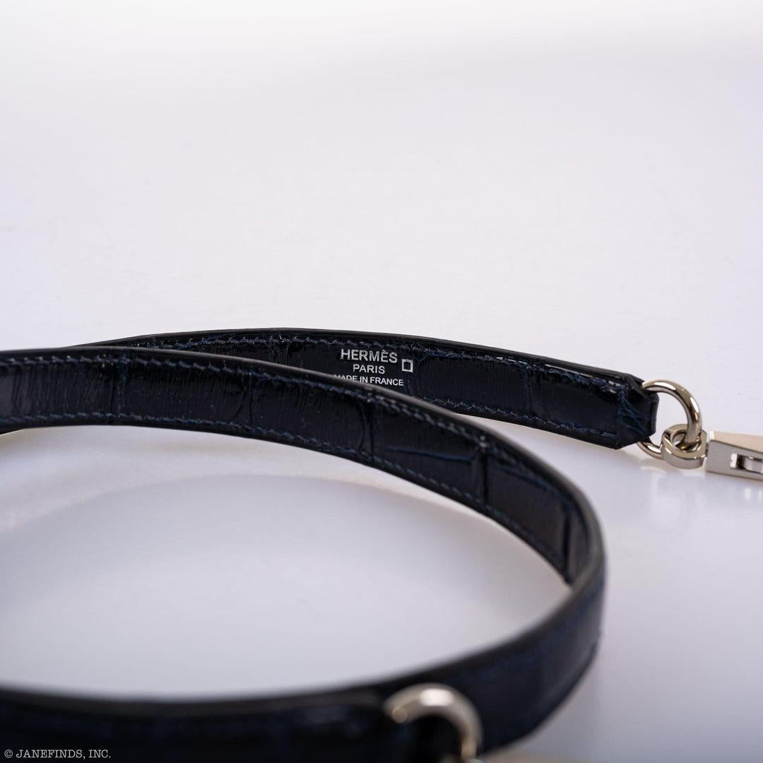 Hermès Kelly 28 Sellier Verso Blue Marine Nilo Crocodile & Rose Scheherazade Bag For Sale 6