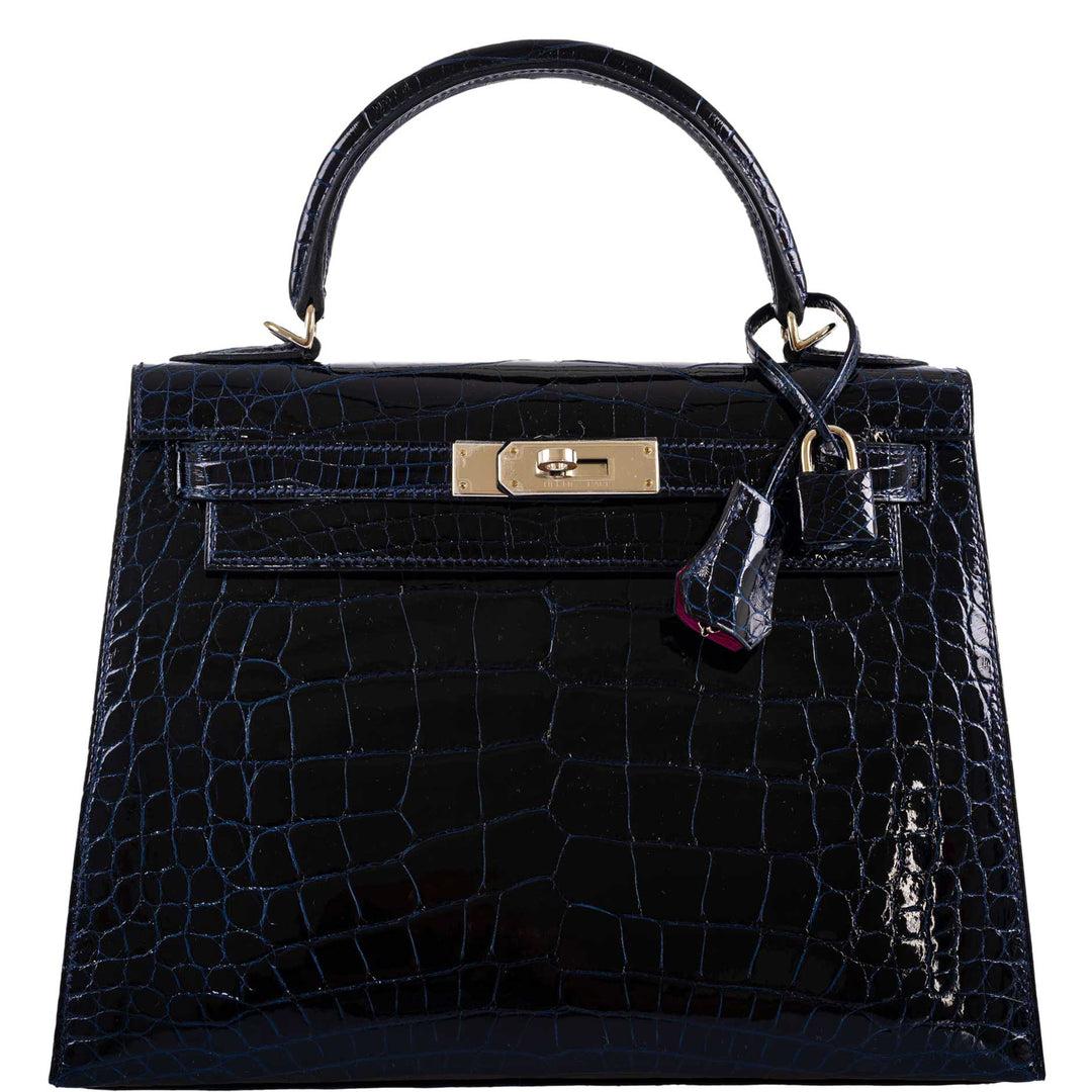 Hermès Kelly 28 Sellier Verso Blue Marine Nilo Crocodile & Rose Scheherazade Bag For Sale 12