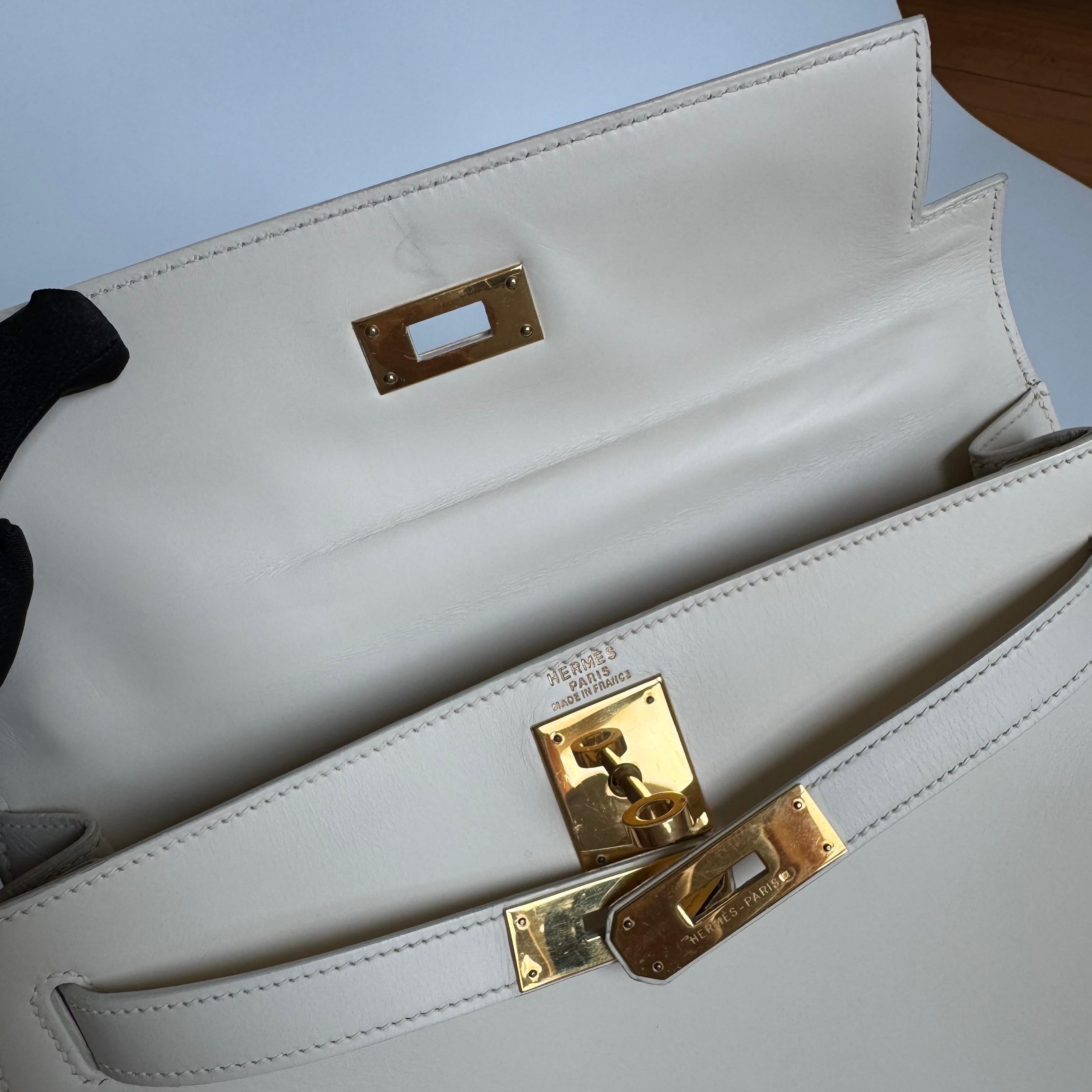 Hermes Kelly 28 Sellier Vintage Weiß Box Leder Gold Hardware 1996 im Angebot 11