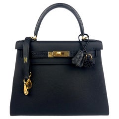 Hermes Kelly 28 Touch Black Leather and Matte Alligator Gold Hardware NEW