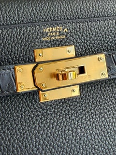 Hermès Kelly 28 Touch Noir/Black Alligator Gold Hardware