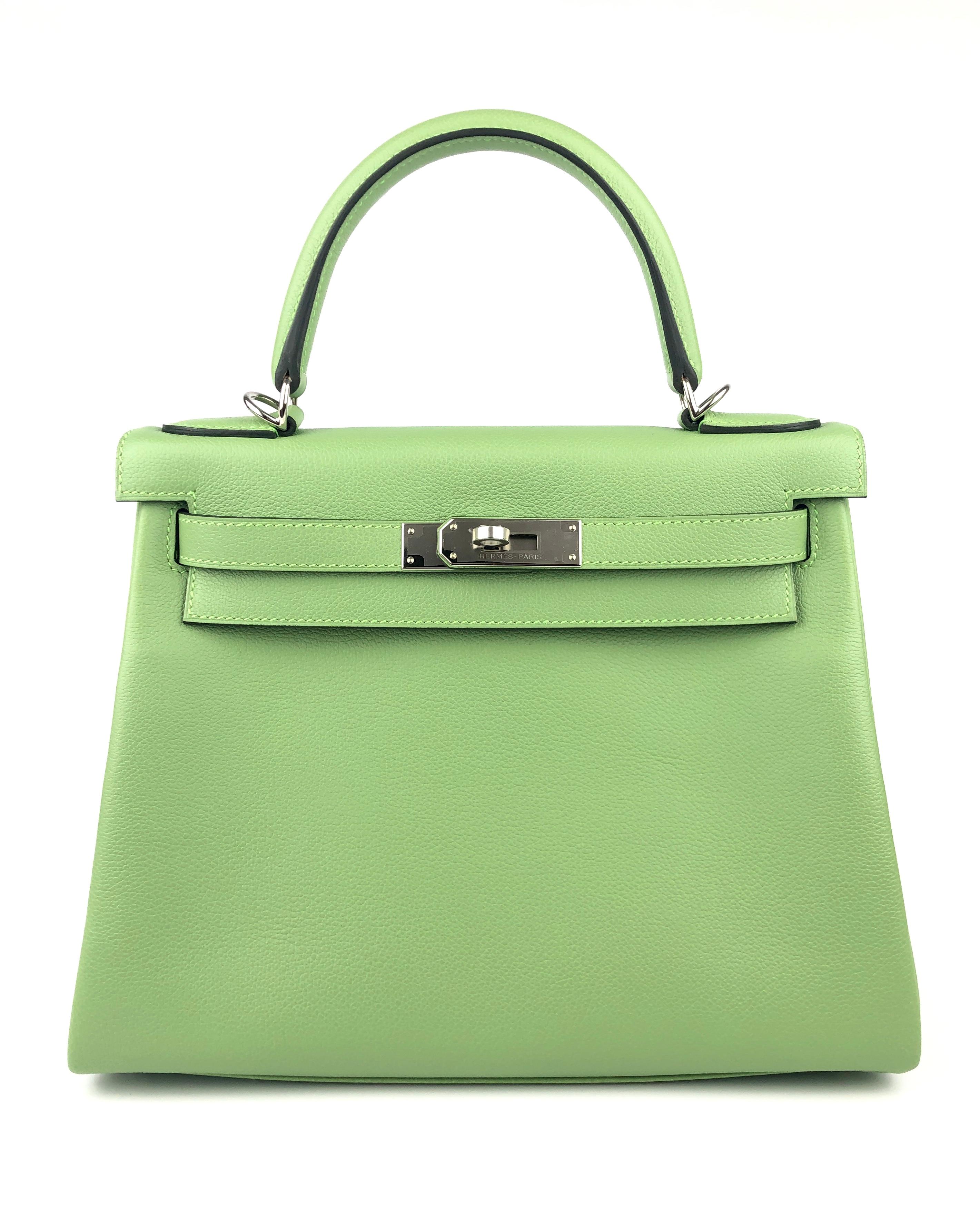 Absolutely Gorgeous As New 2020 Hermes 28 Kelly Vert Criquet Complimented by Palladium Hardware. One of the most coveted hardest to get colors since 2020! Includes all accessories and Box. 

Shop with Confidence from Lux Addicts. Authenticity