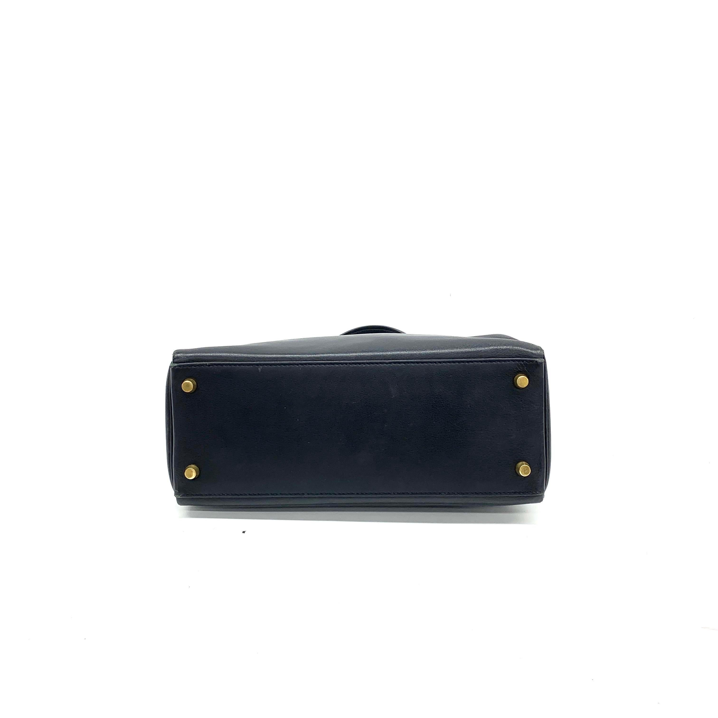 Hermes Kelly 28 Vintage Retourne Black Swift Leather Gold Hardware 1998 For Sale 1