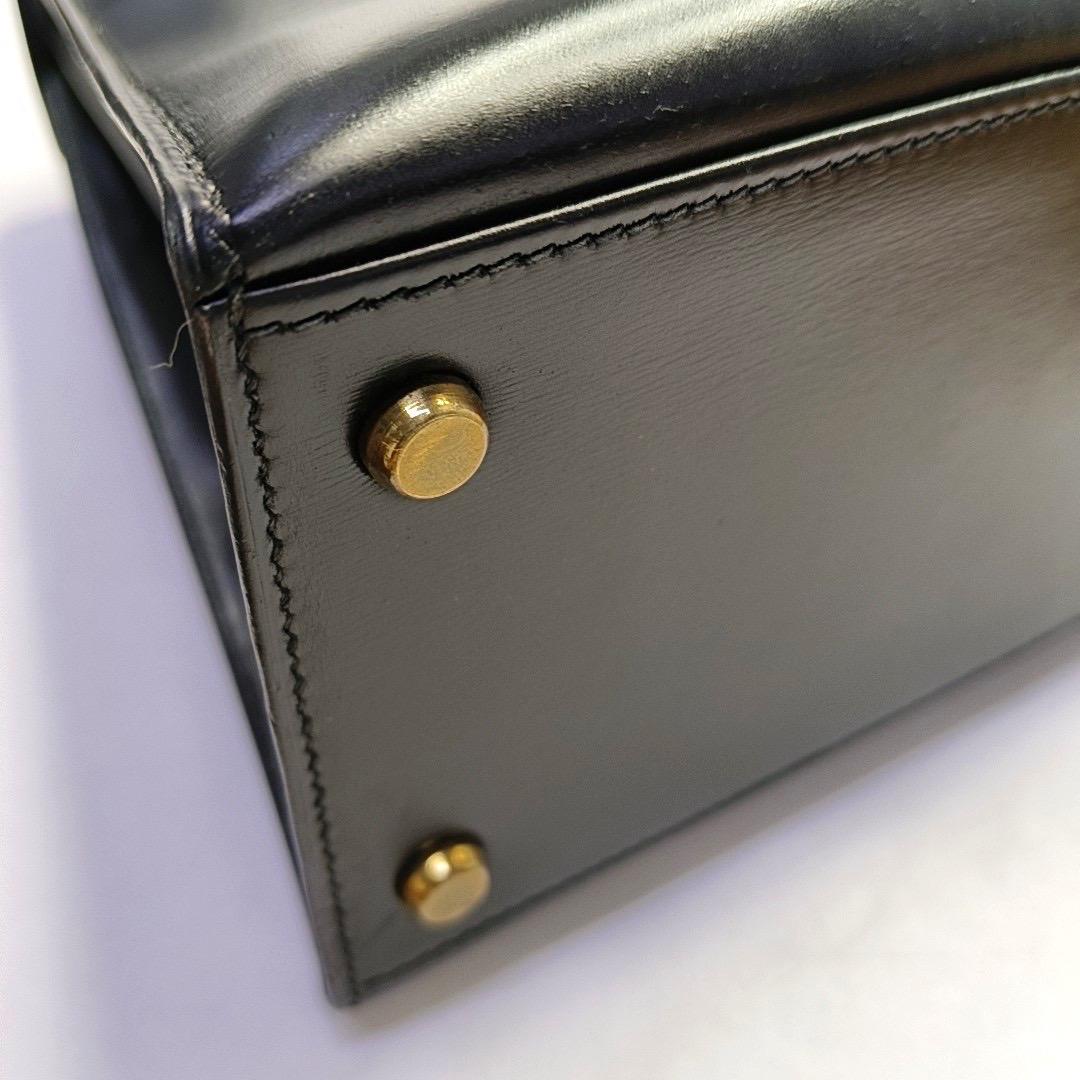 Hermes Kelly 28 Vintage Sellier Schwarz Box Leder Gold Hardware 1982 im Angebot 6