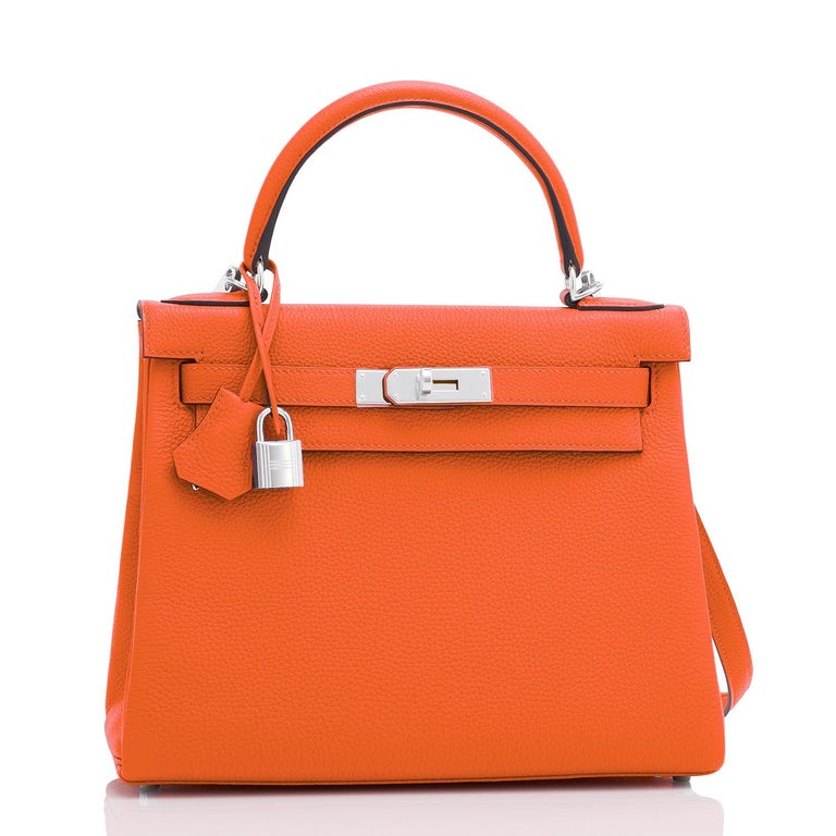 Red Hermes Kelly 28cm Feu Orange Shoulder Bag U Stamp, 2022 For Sale