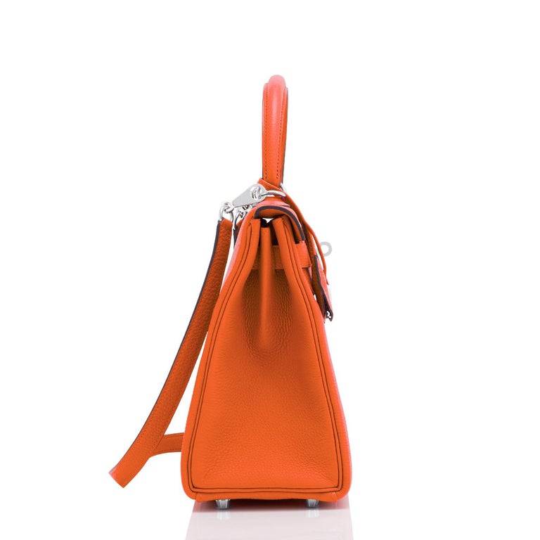 Women's Hermes Kelly 28cm Feu Orange Shoulder Bag U Stamp, 2022 For Sale