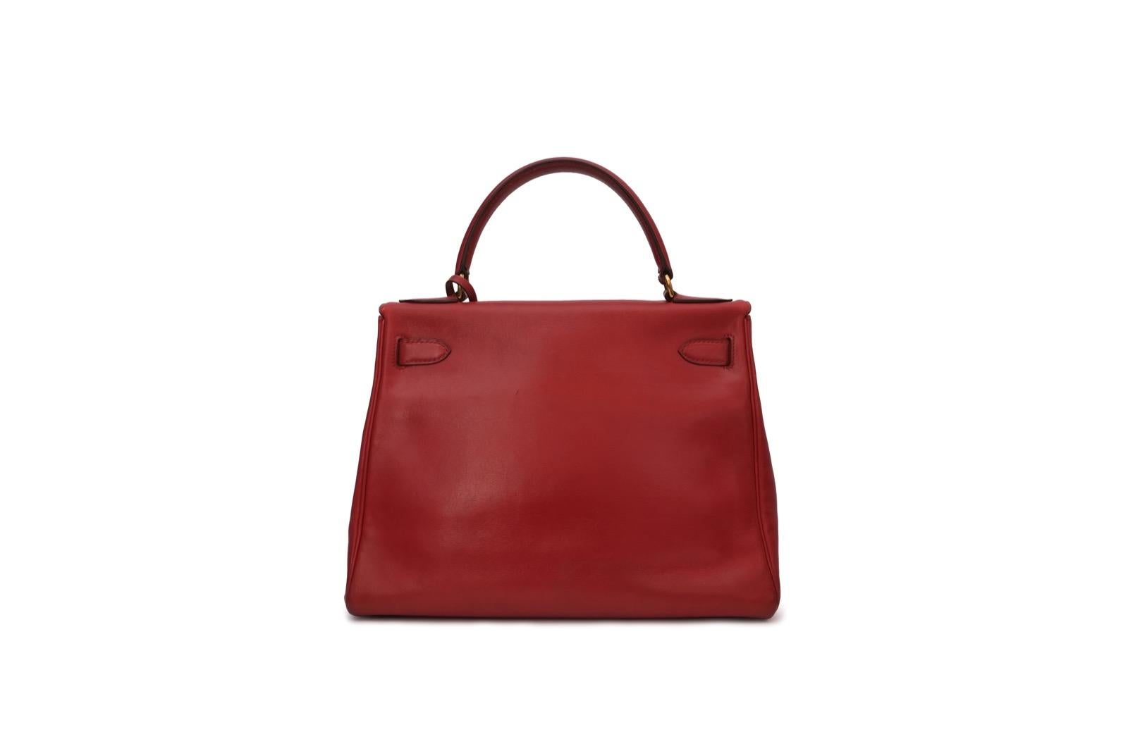 Hermes kelly 28cm Rouge Box vintage Gold Hardware In Good Condition In Paris, IDF