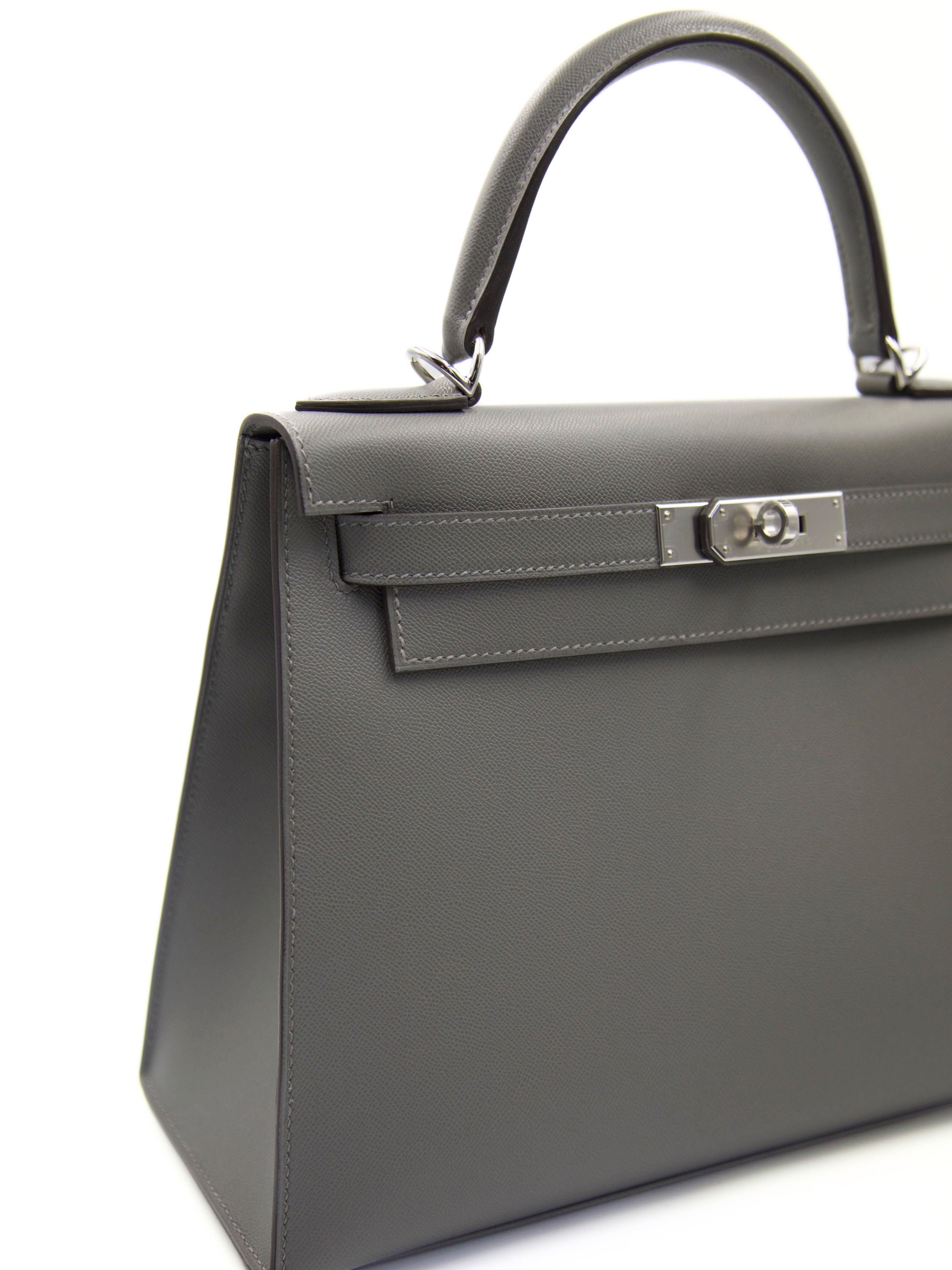 HERMÈS KELLY 28CM SELLIER GRIS MEYER Madame Leather with Palladium Hardware In Excellent Condition In London, GB