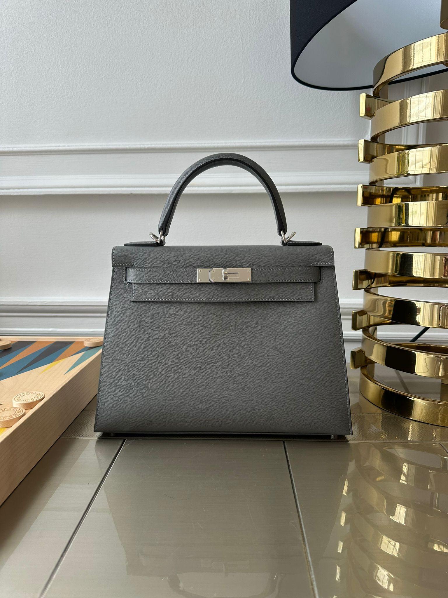 HERMÈS KELLY 28CM SELLIER GRIS MEYER Madame Leather with Palladium Hardware For Sale 1