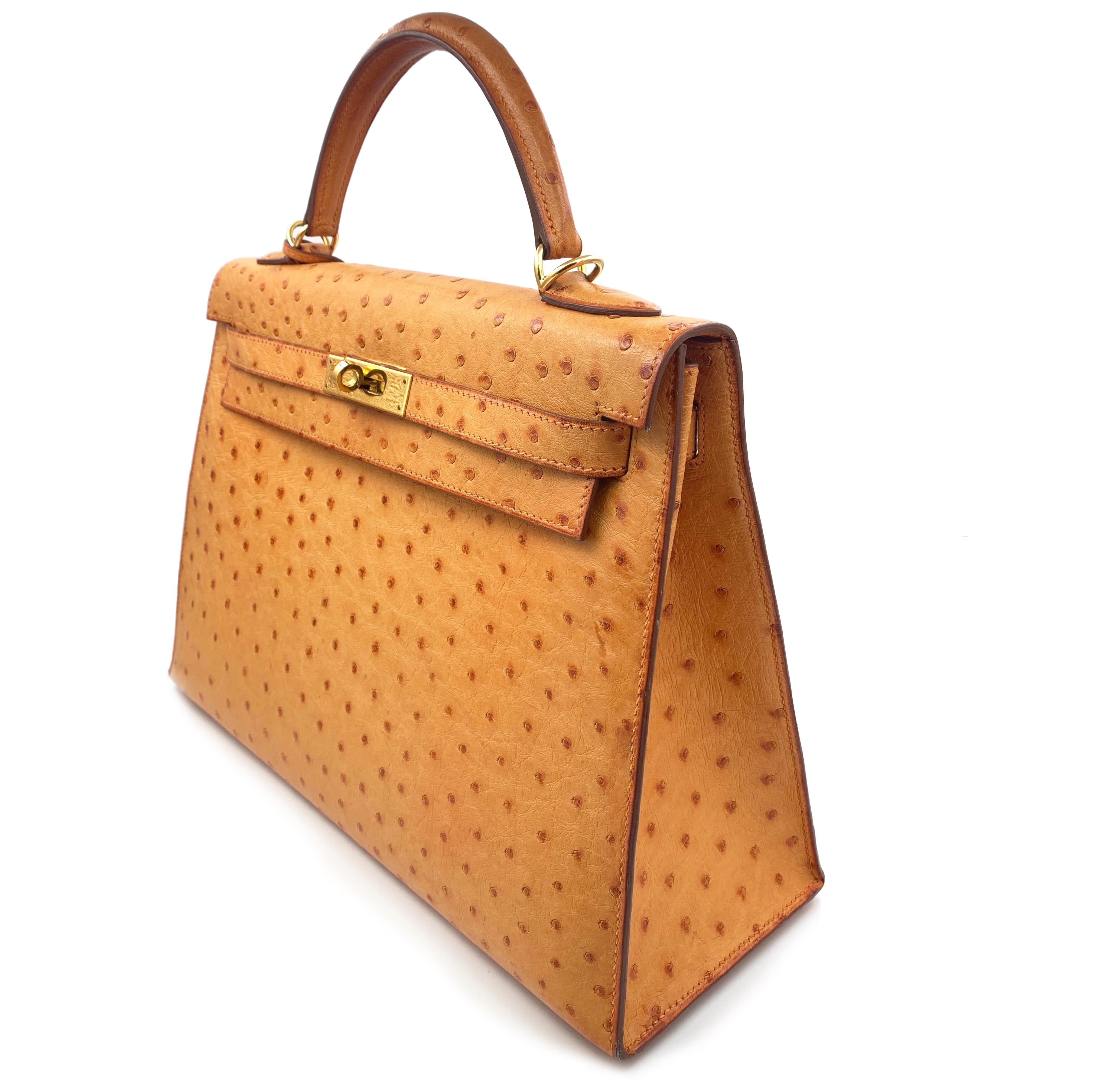 Hermes Kelly 30 Ostrich Leather Gold Tone Hardware Ladies Handbag

This is pre-owned Hermes kelly 30 Ostrich Leather Gold Tone hardware Ladies Handbag.
The bag has minor signs of use as visible in pictures.
Very minor signs of wear on corners.