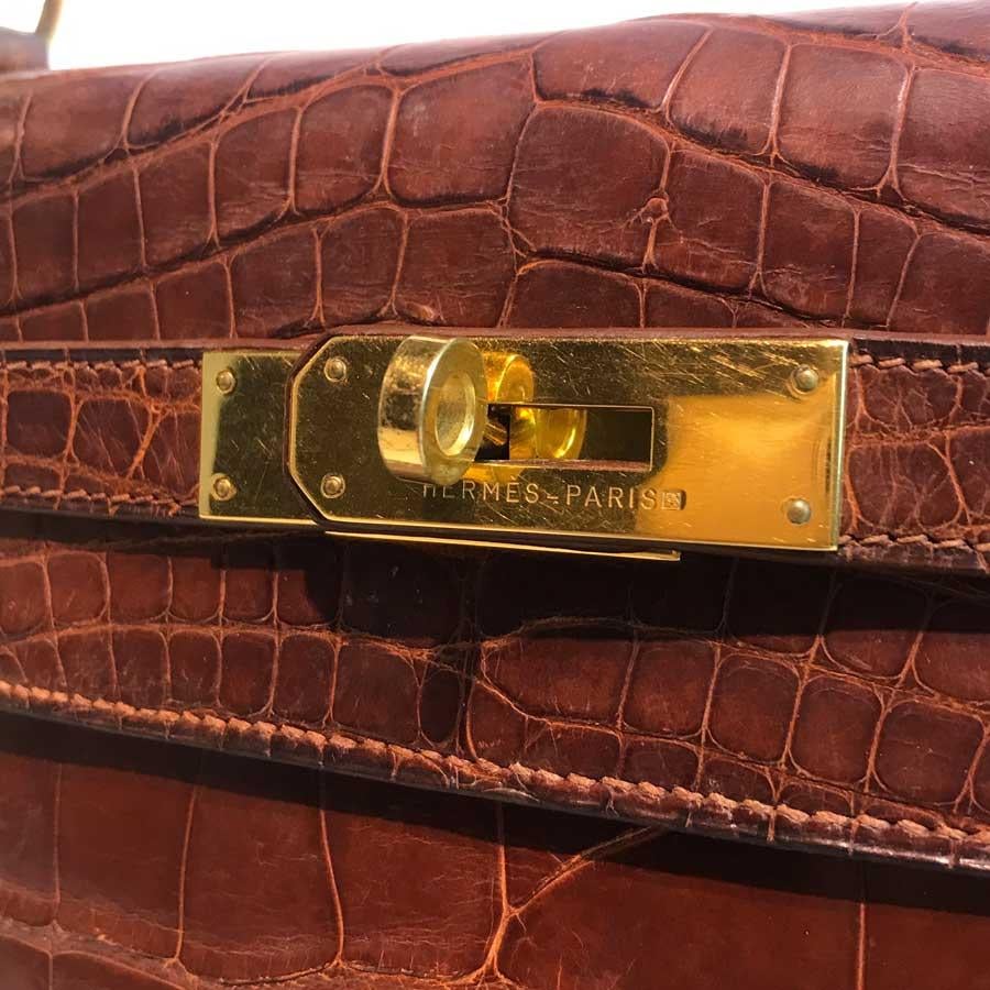 HERMES Kelly 32 Alligator And Golden Jewelry 12