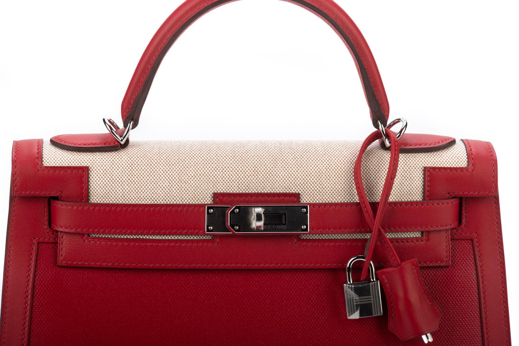 Hermes Kelly 32 Berlin Rouge Piment BNIB In New Condition For Sale In West Hollywood, CA