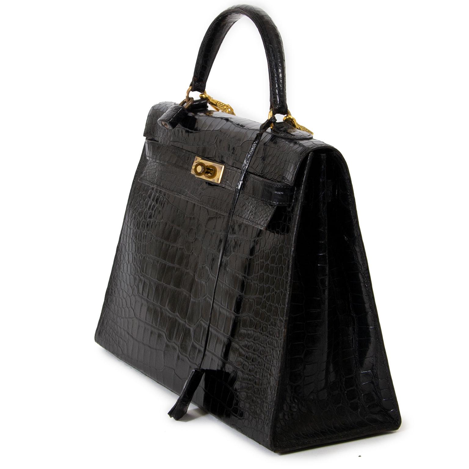  Hermes Kelly 32 Black Crocodile GHW + Strap  In Good Condition For Sale In Antwerp, BE