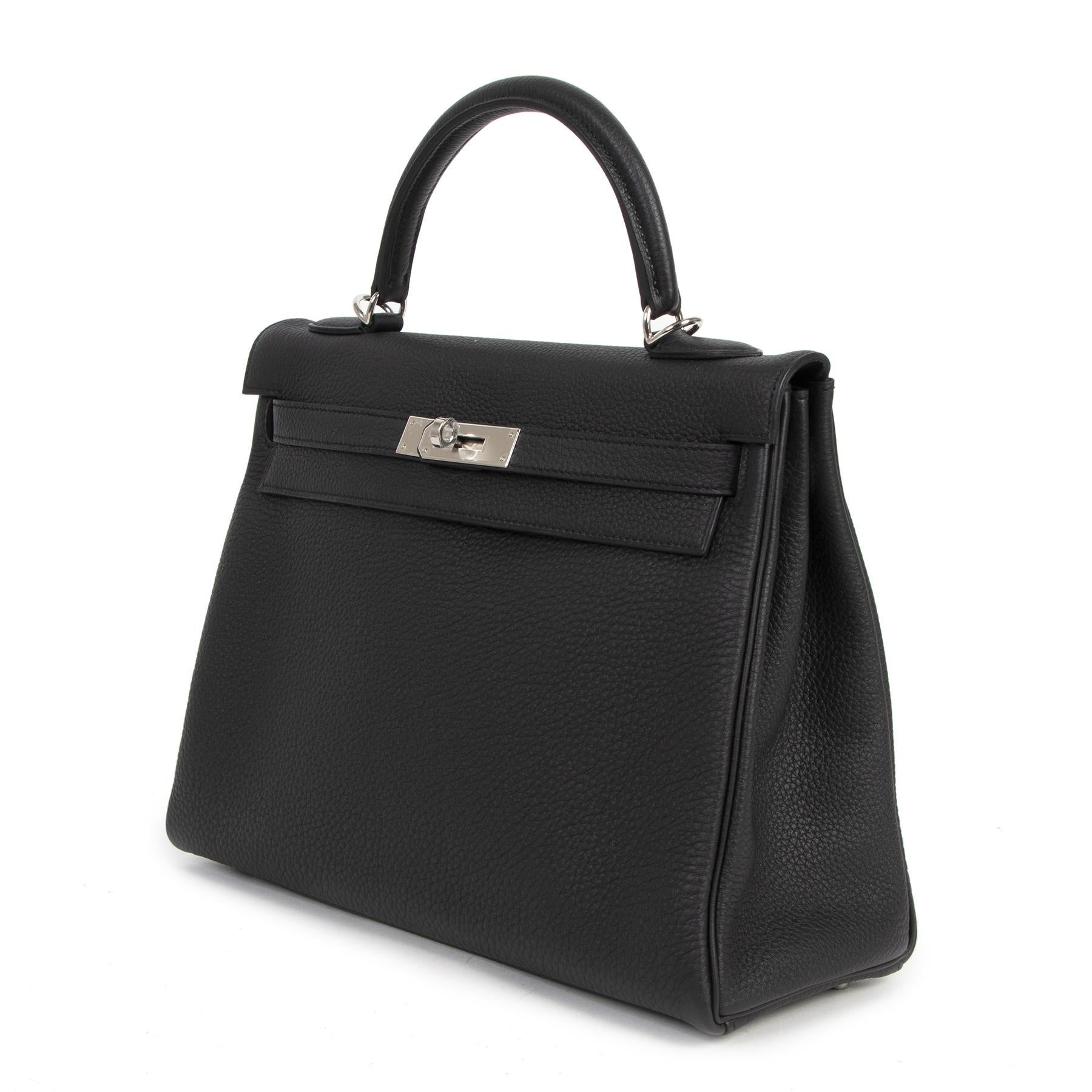 Hermès Kelly 32 Black Togo PHW In New Condition In Antwerp, BE