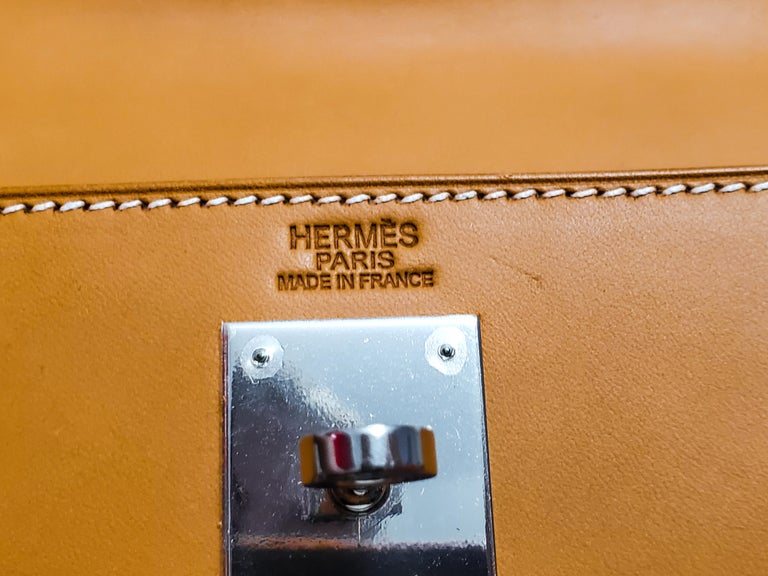 Hermes Kelly 32 Box Calf Leather, As New Condition, Box, Dustcover, Raincoat  For Sale at 1stDibs