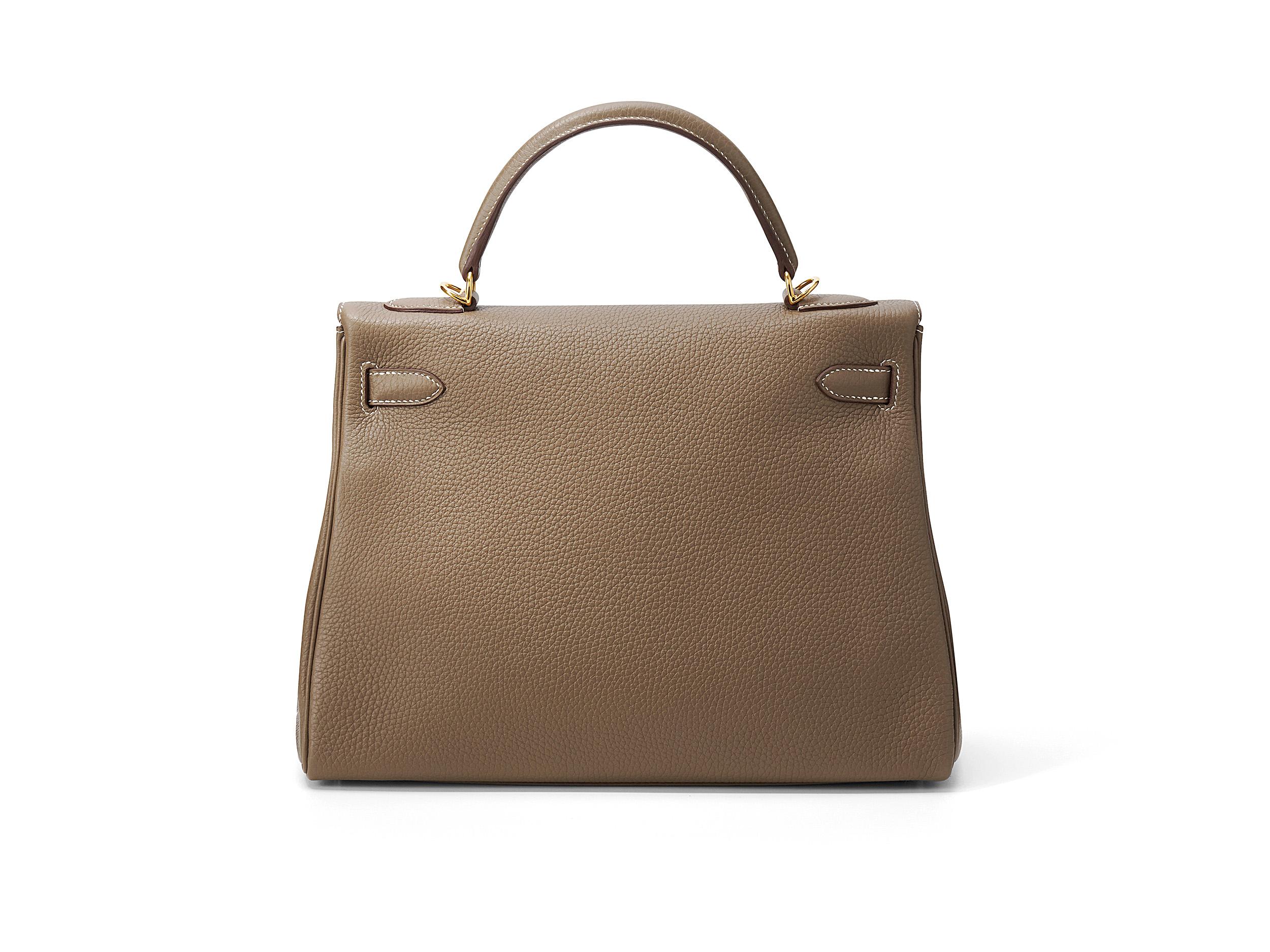 Brown Hermès Kelly 32 Etoupe Taurillon Clemence Gold Hardware For Sale