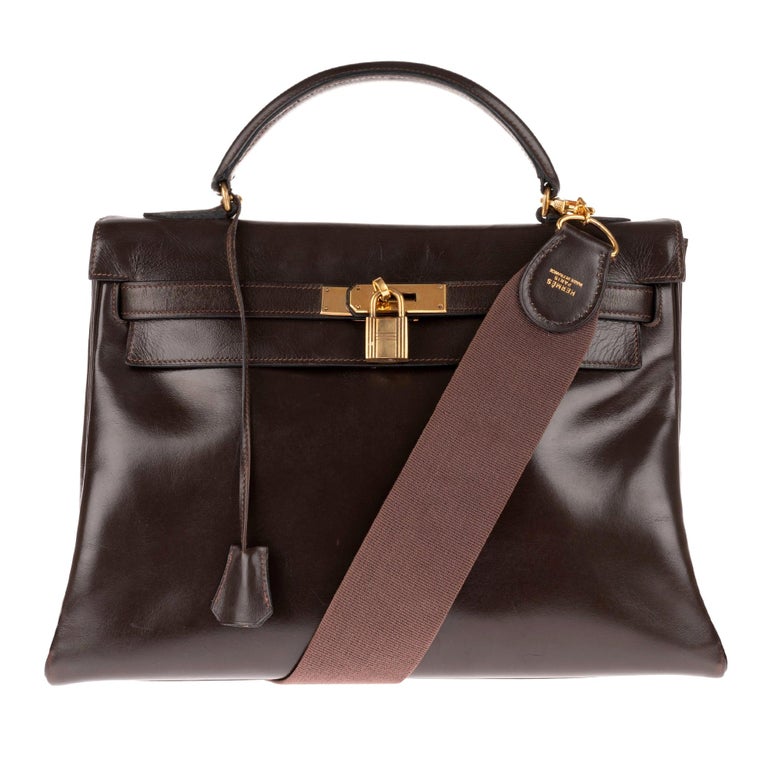 Hermès Kelly 32 handbag in brown calfskin leather with strap and golden ...