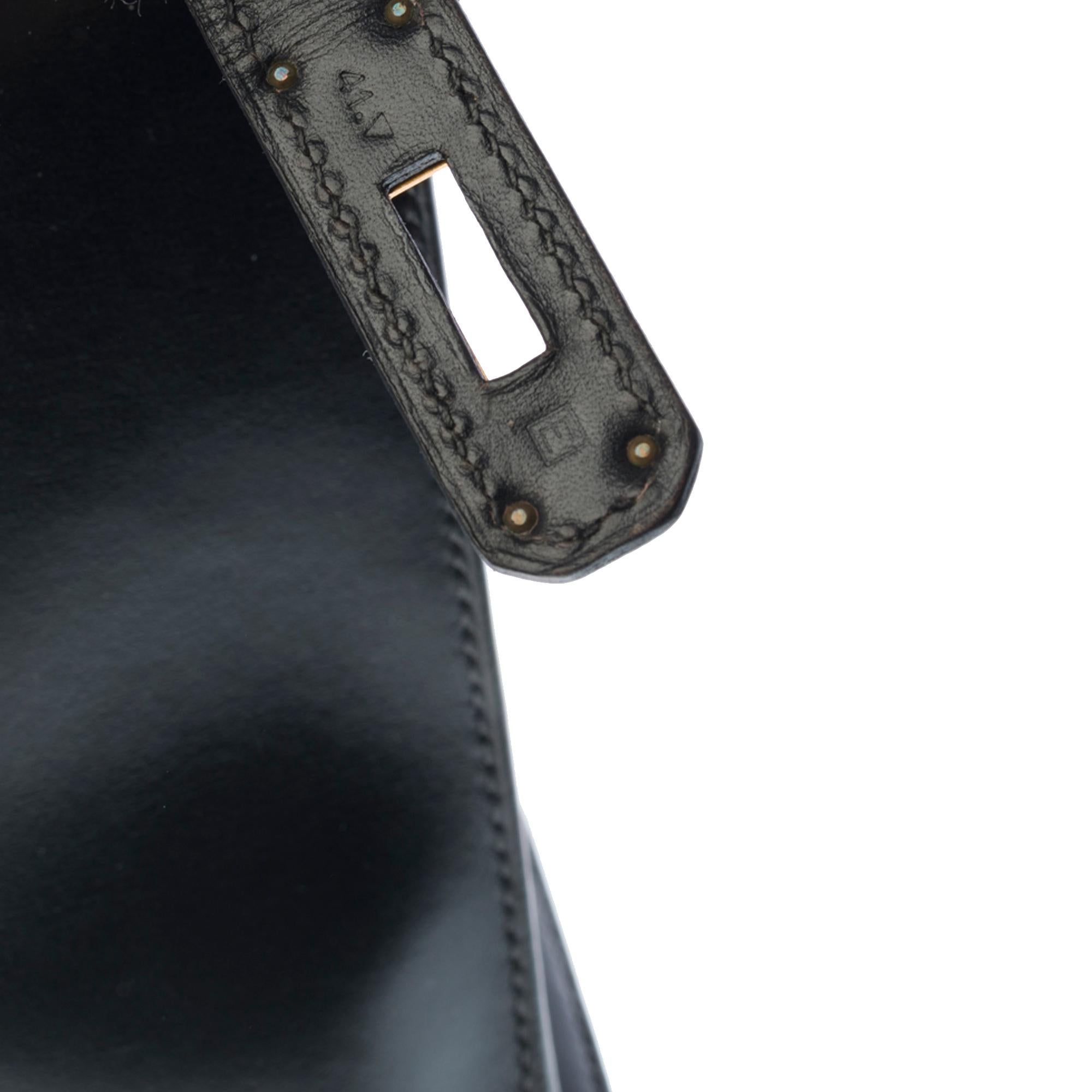 Hermès Kelly 32 handbag with strap in black box calfskin leather, GHW In Good Condition In Paris, IDF