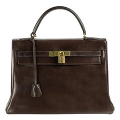 HERMÈS, Kelly 32 en cuir marron