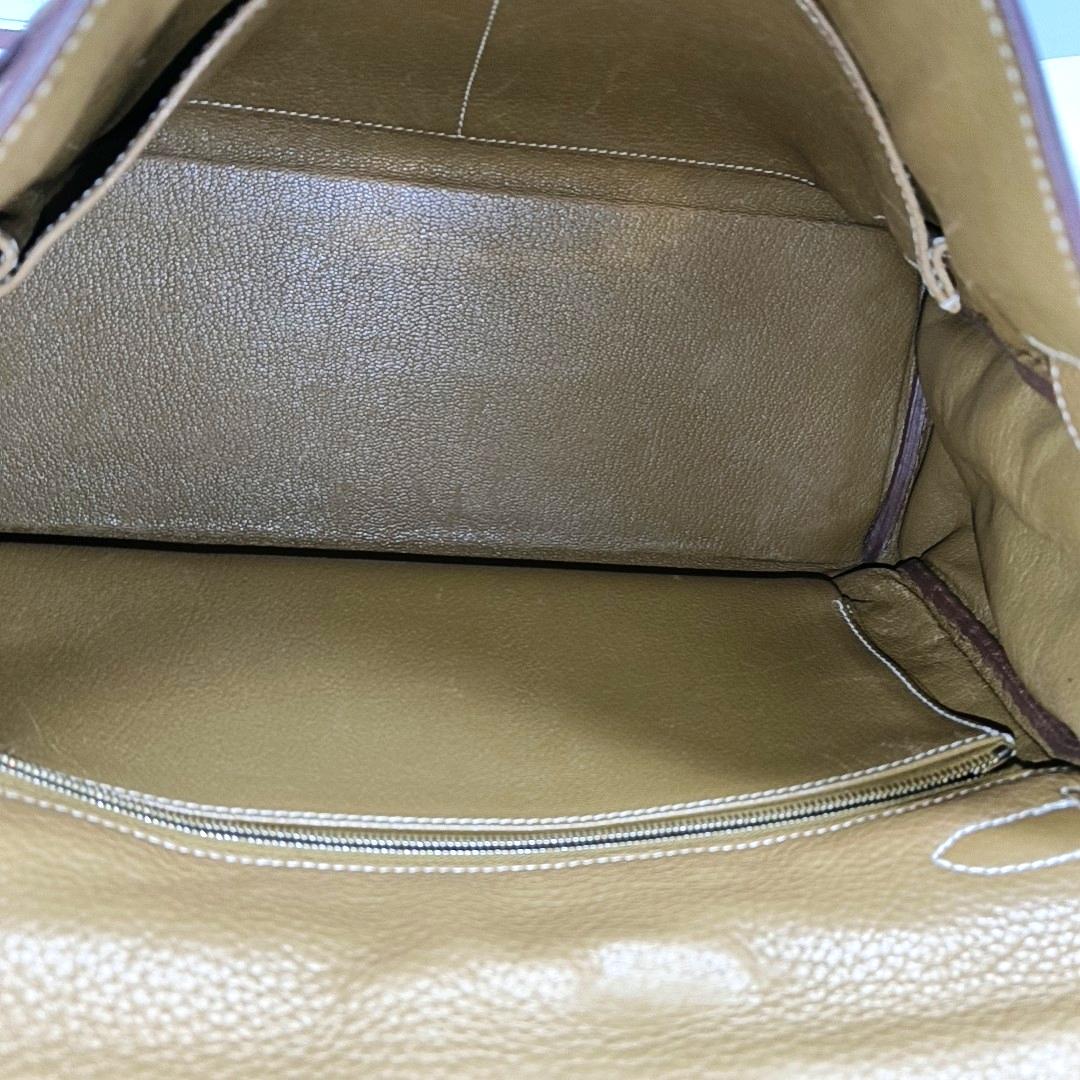 Hermes Kelly 32 Retourne Biscuit Brown Clemence Leather Gold HW Double Ring en vente 2