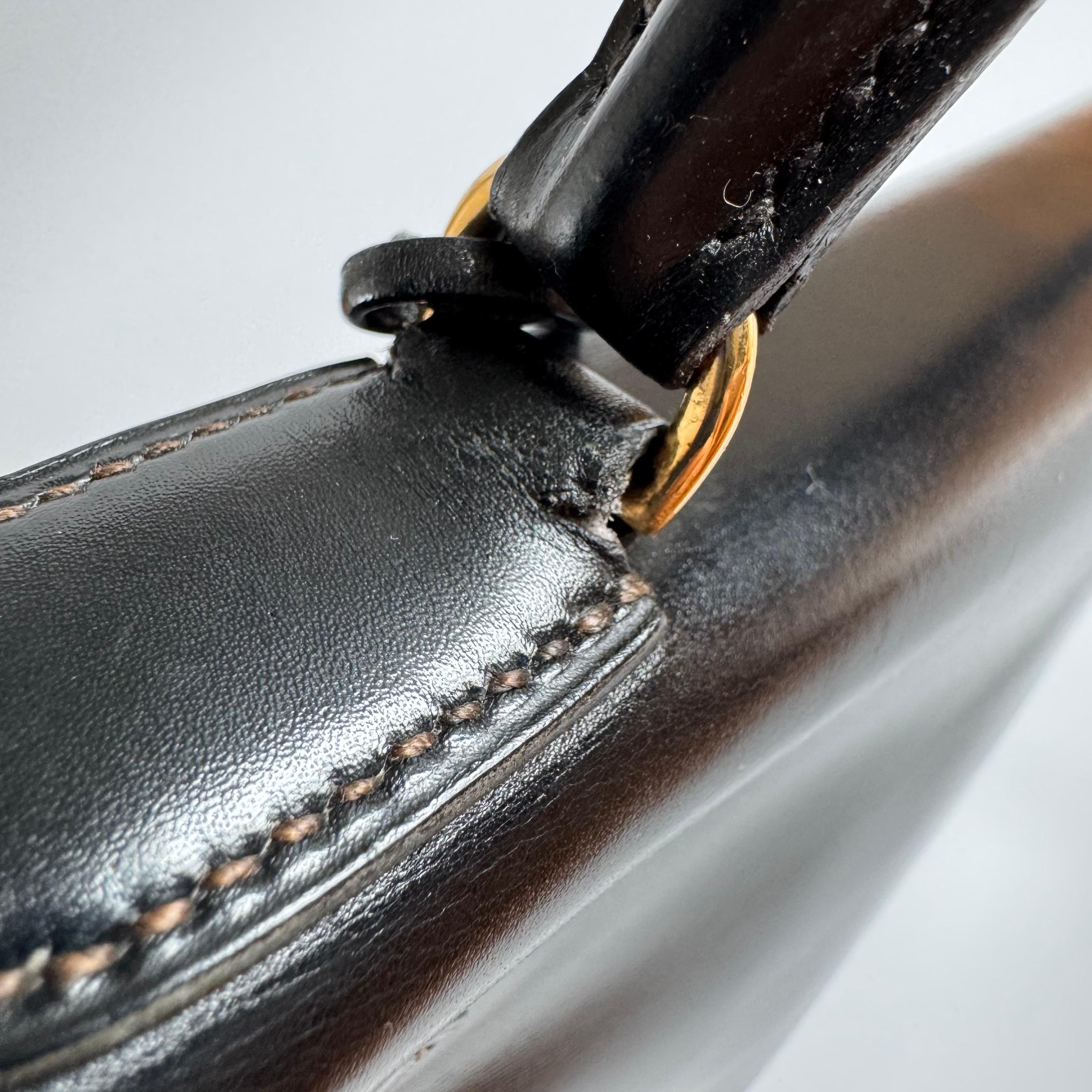 Hermes Kelly 32 Retourne Scatola Nera Pelle Oro HW 1987 in vendita 9