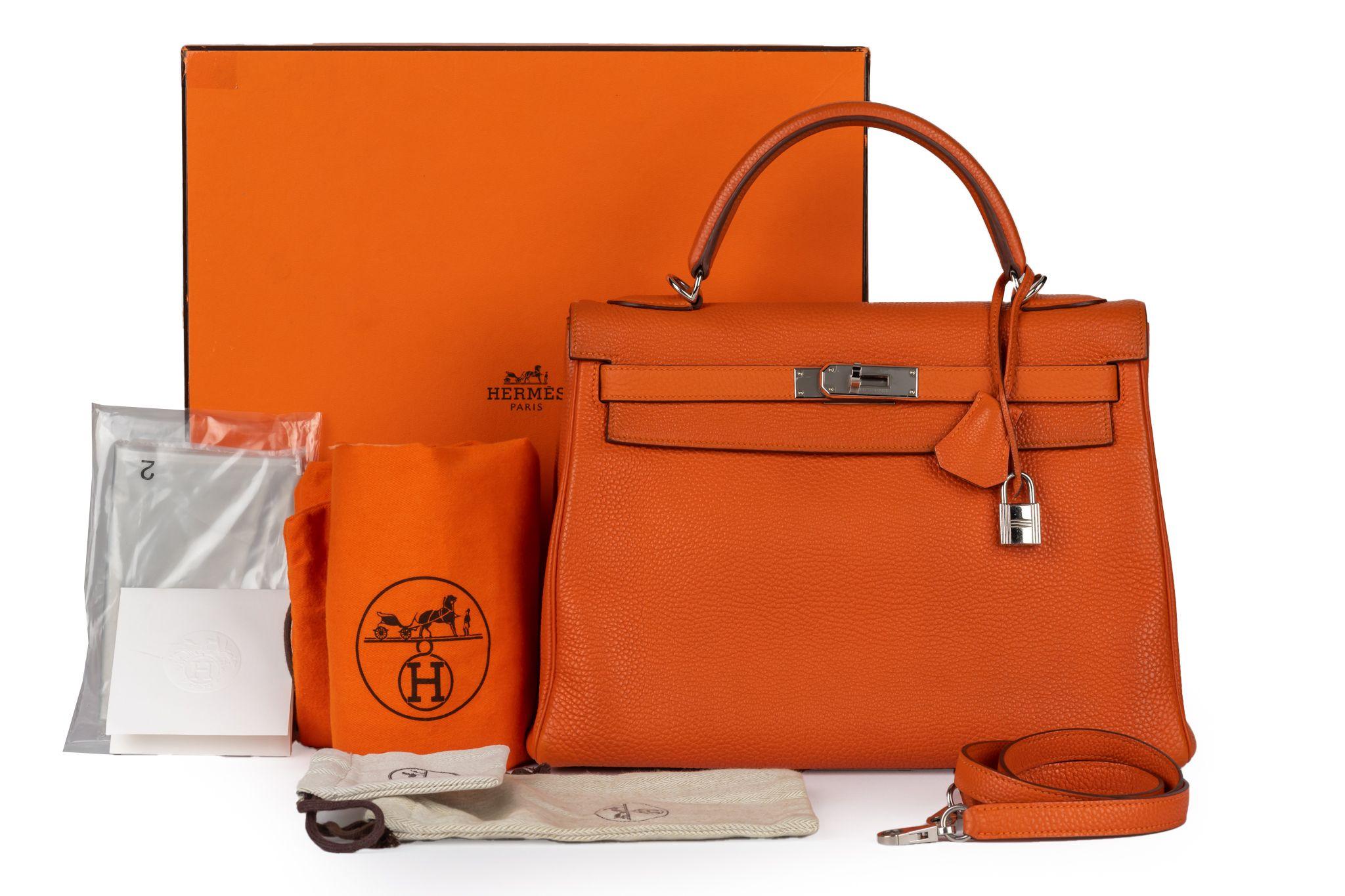 Hermès Kelly 32 Retourne Clemence Orange For Sale 15