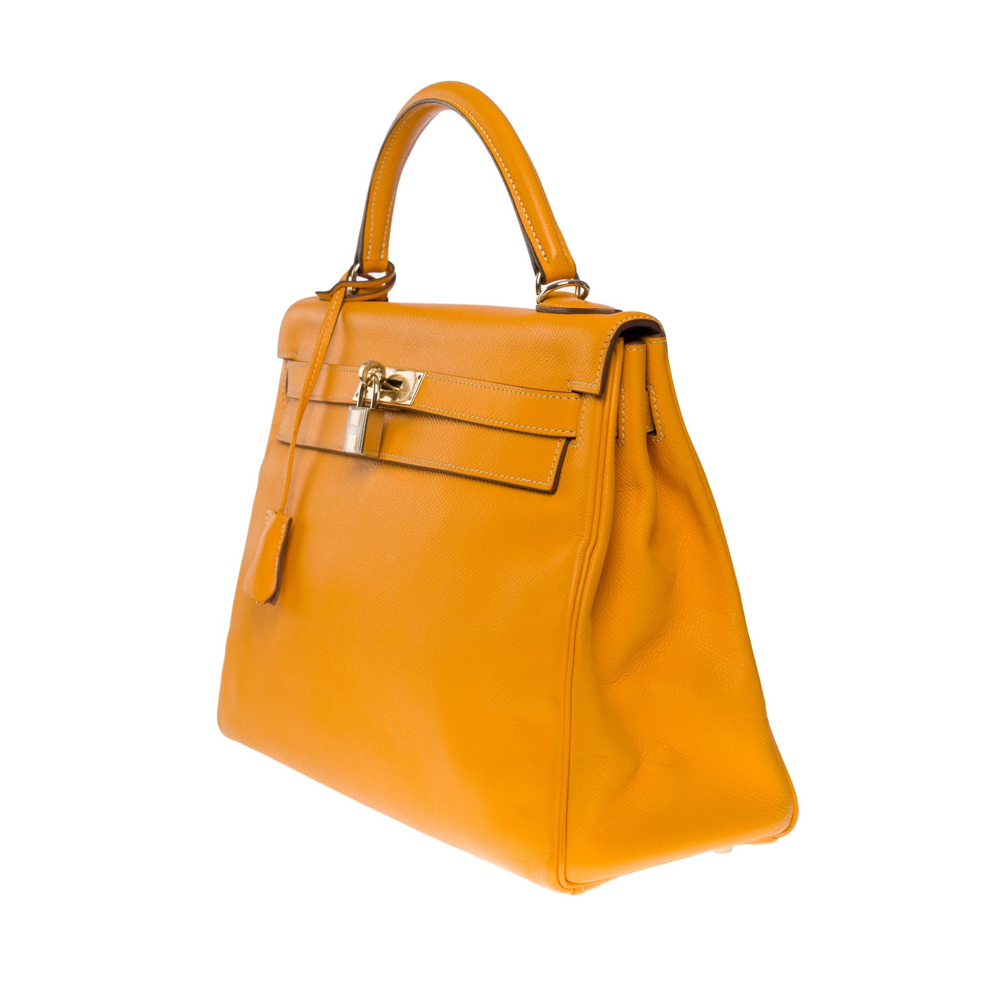 Hermès Kelly 32 retourne handbag strap in Yellow Courchevel Epsom leather, GHW In Good Condition In Paris, IDF
