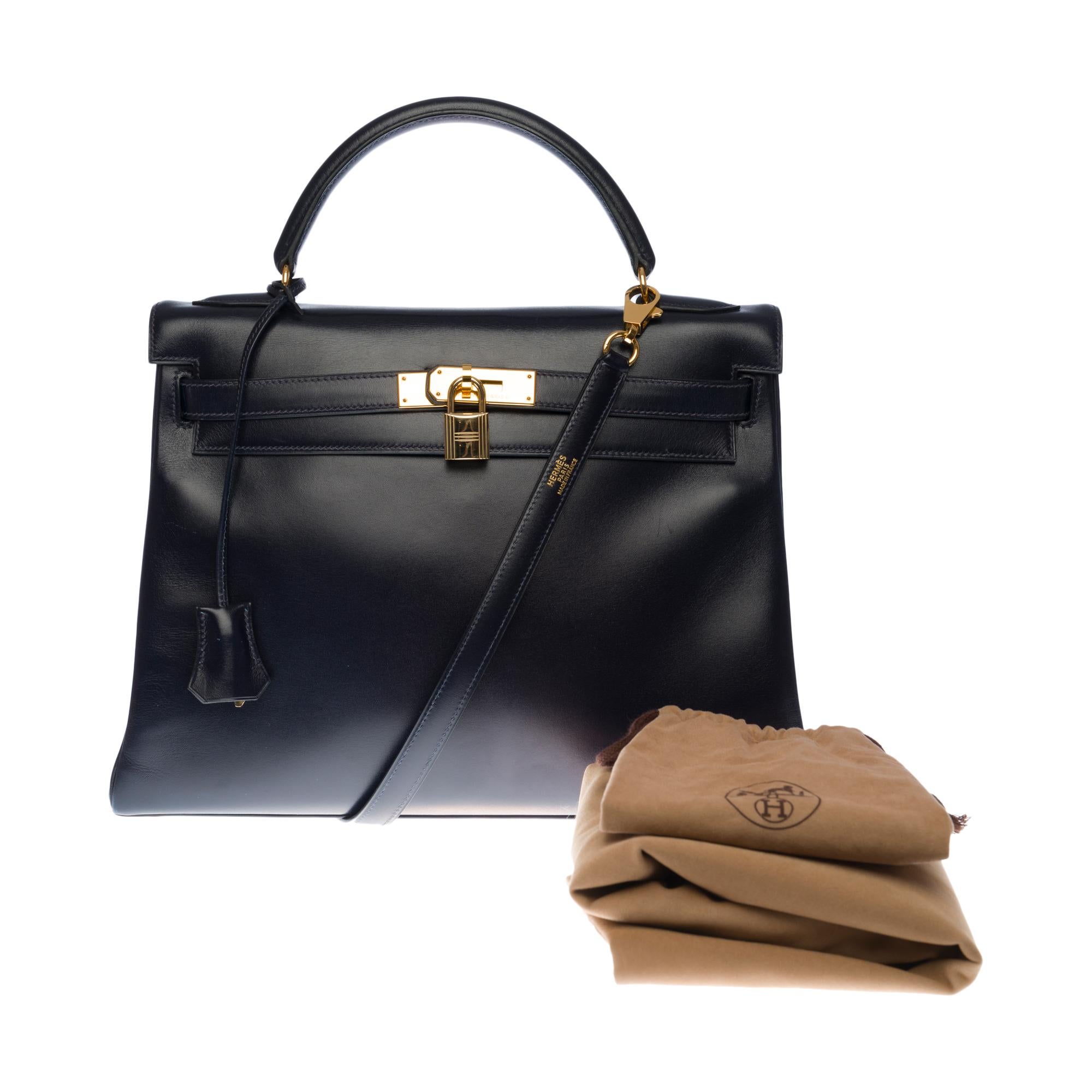Hermès Kelly 32 retourné handbag with strap in Navy blue calf leather, GHW 5