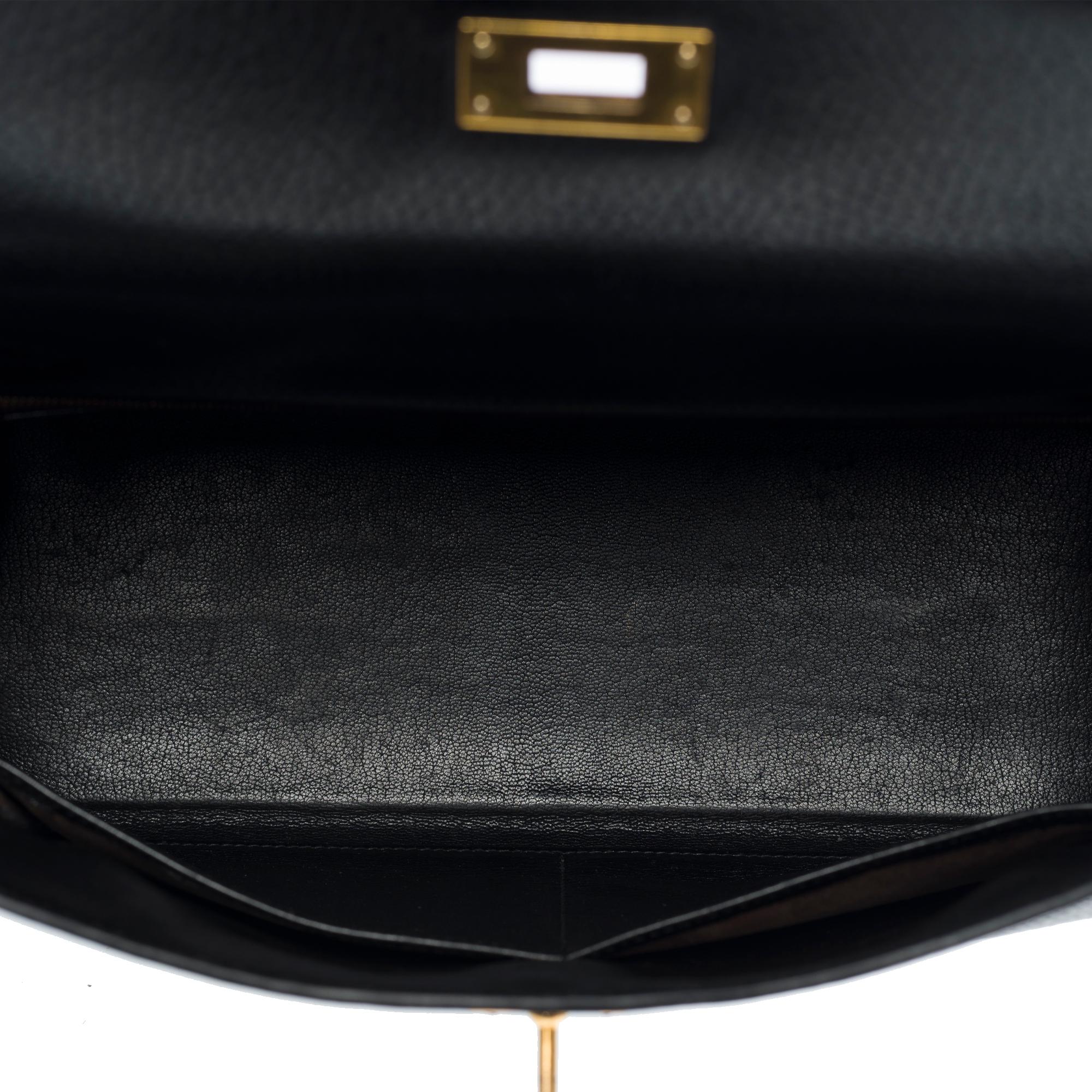 Hermès Kelly 32 retourne strap in black Vache Ardennes calf leather, GHW For Sale 2