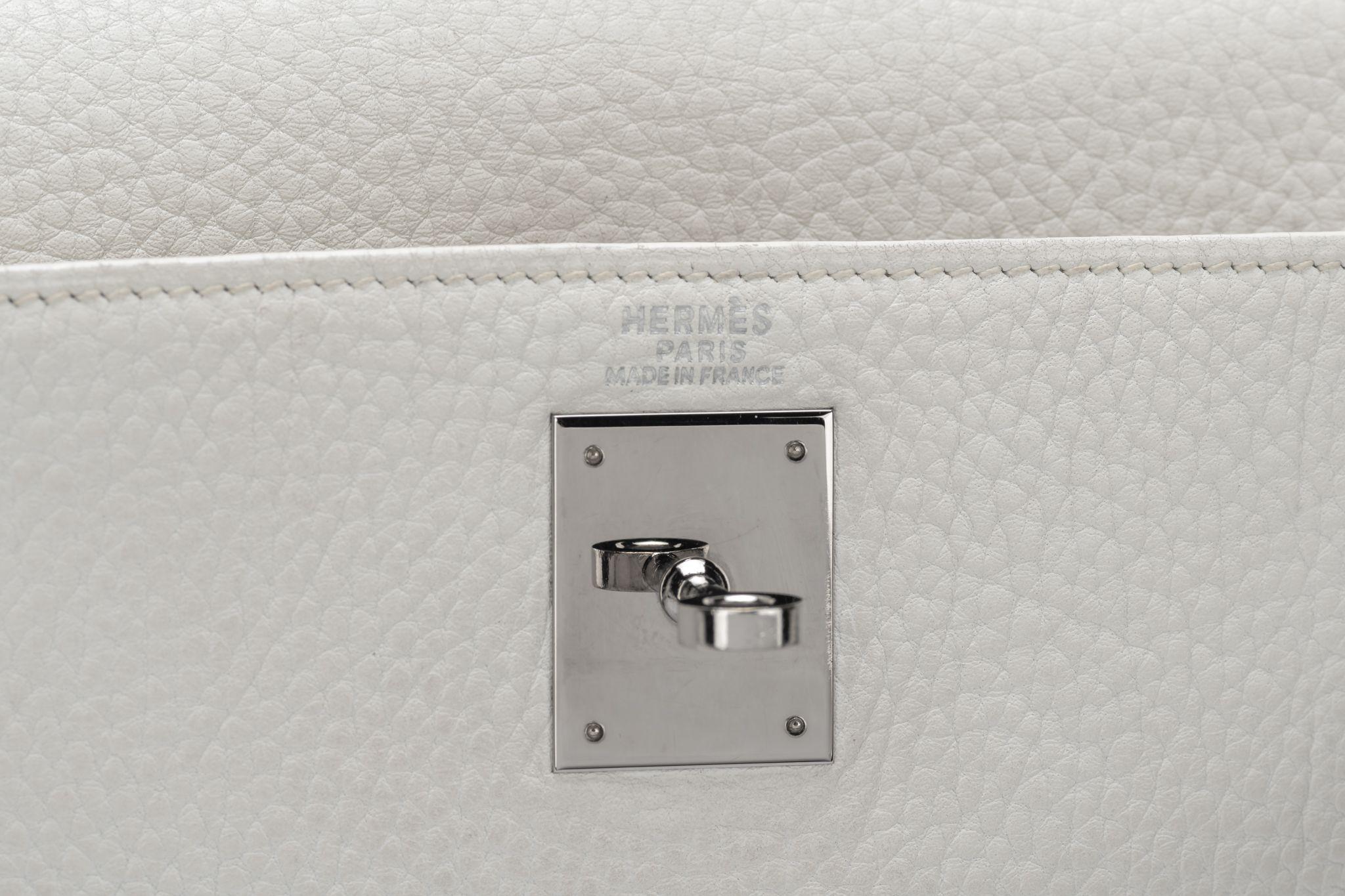 Hermès Kelly 32 Retourne White Clemence en vente 8