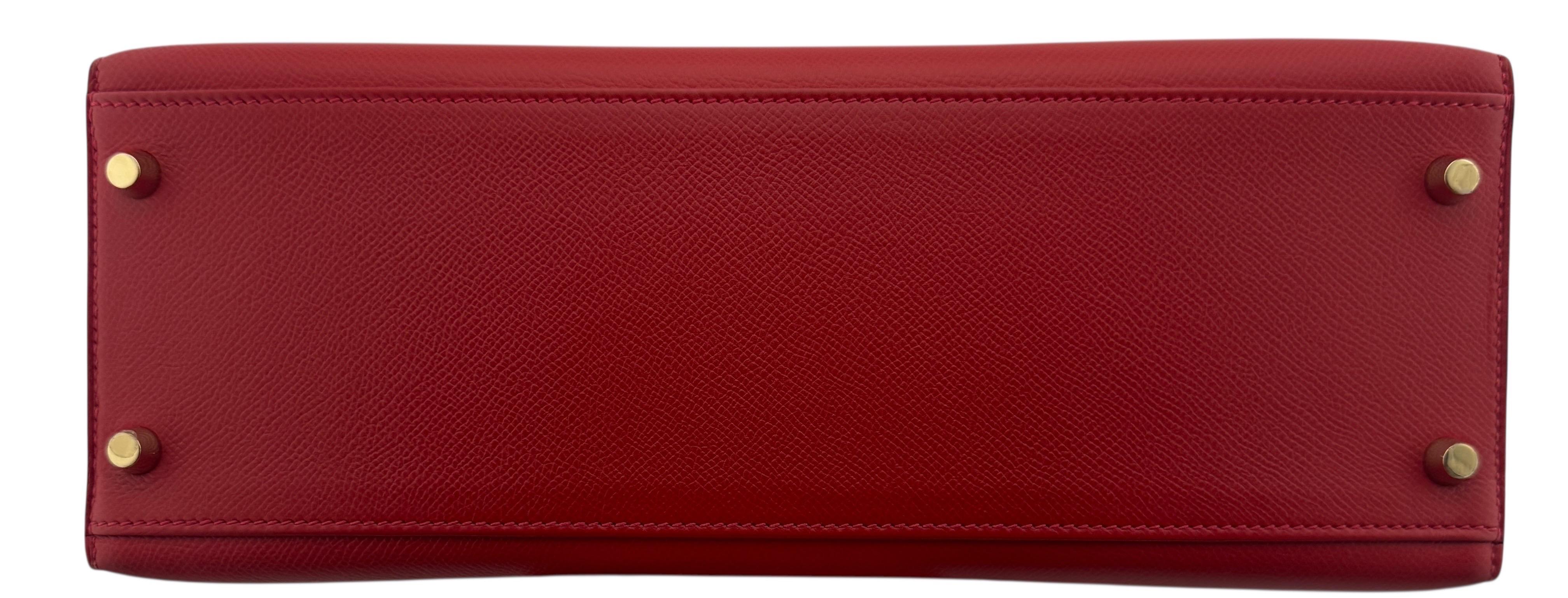 Absolut atemberaubend hermes Kelly 32 rouge casaque A Stempel Gold HWR unberührten Zustand 

Bitte beachten Sie, dass es sich um einen gebrauchten Artikel handelt, die Tasche wurde schon einmal getragen, sofern nicht anders angegeben. Die Handtasche