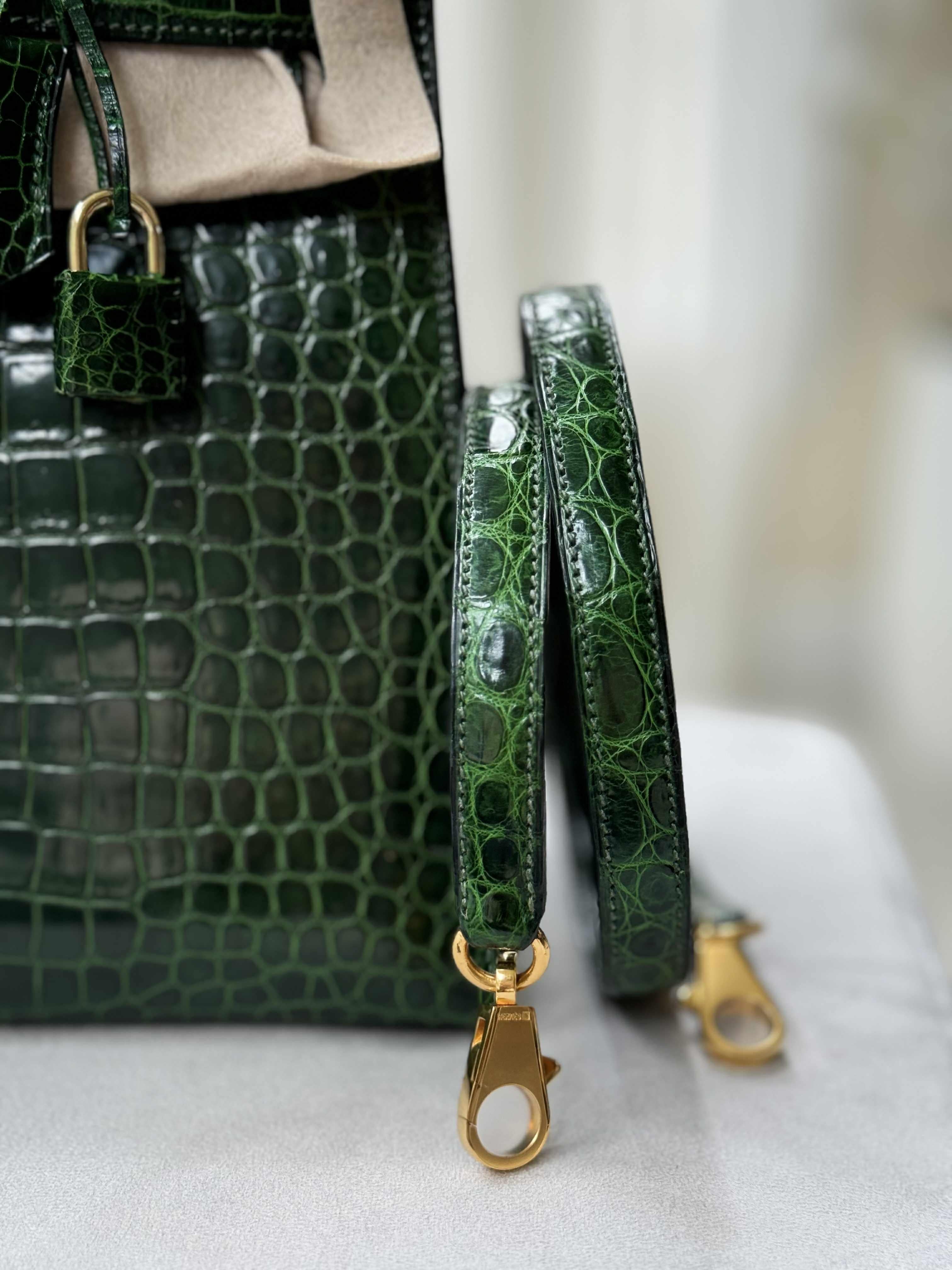 Hermes Kelly 32 Sellier Sac en crocodile porosus émeraude en vente 6