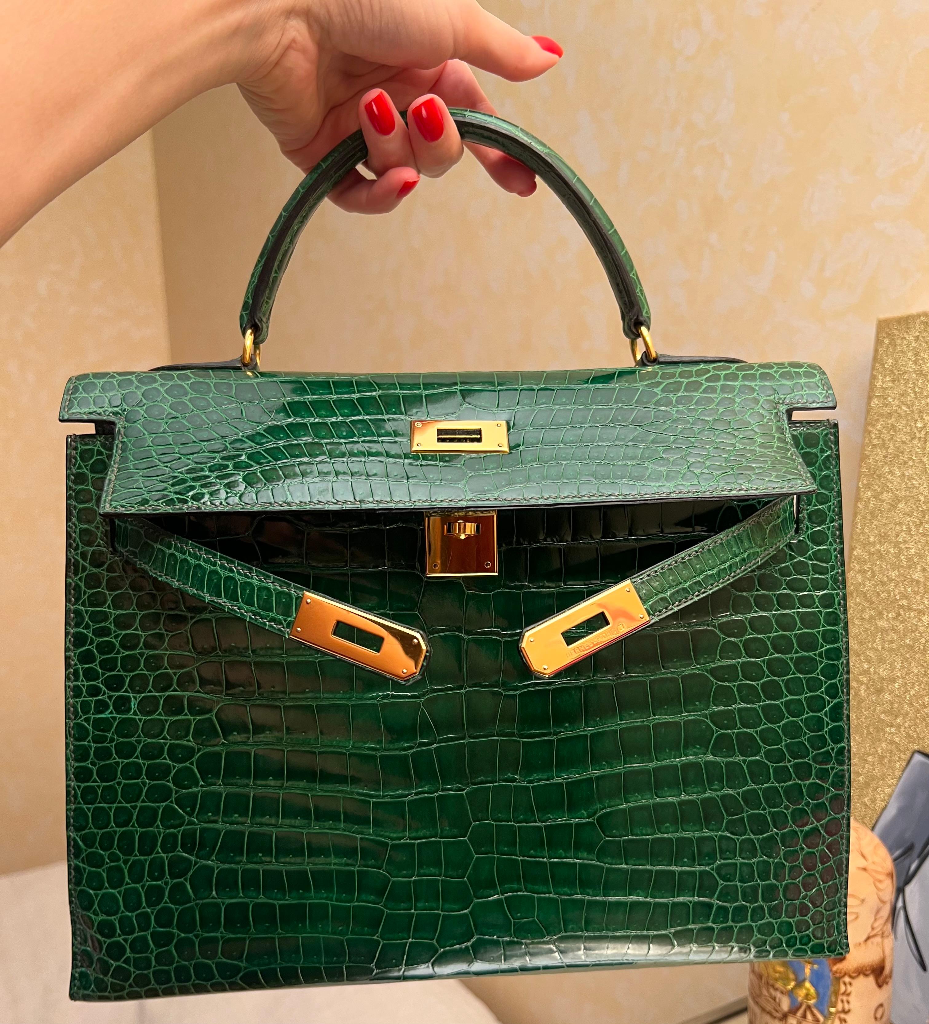 Hermes Kelly 32 Sellier Sac en crocodile porosus émeraude en vente 7