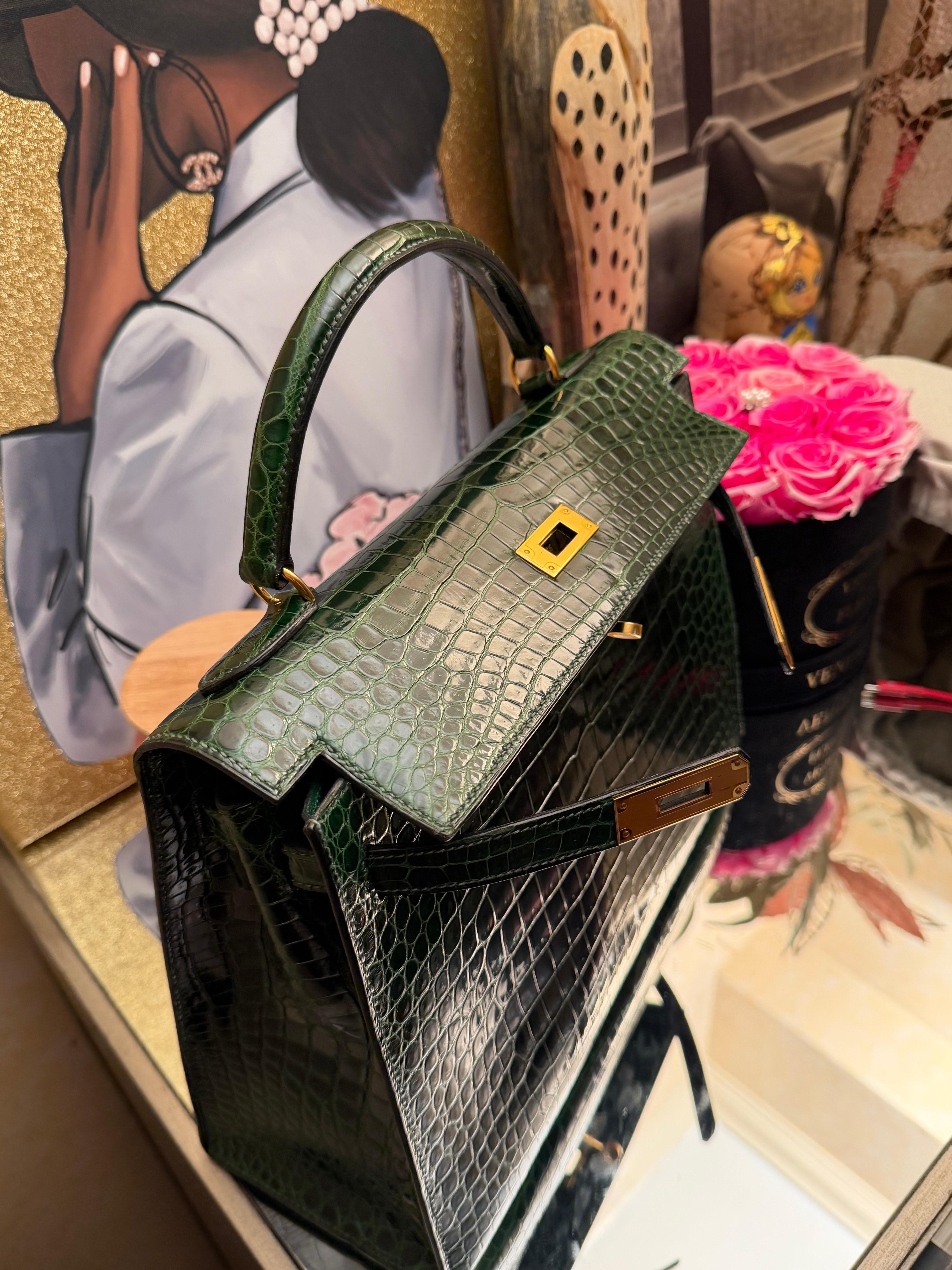 Hermes Kelly 32 Sellier Sac en crocodile porosus émeraude en vente 12