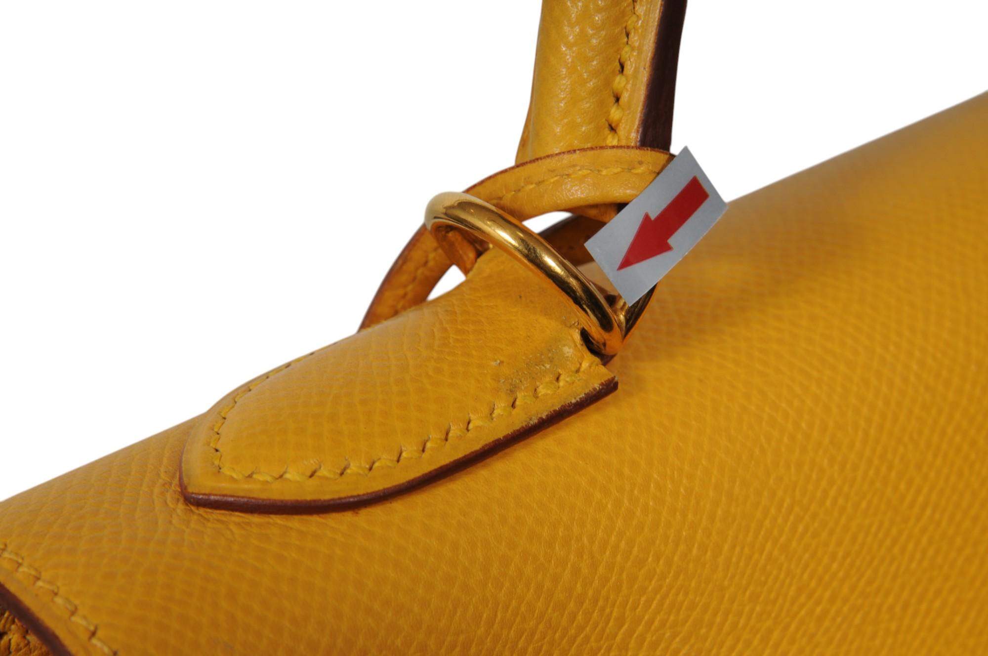 Hermes Kelly 32 Sellier Jaune Ambre Gold Hardware Vintage 2000's Crossbody For Sale 9