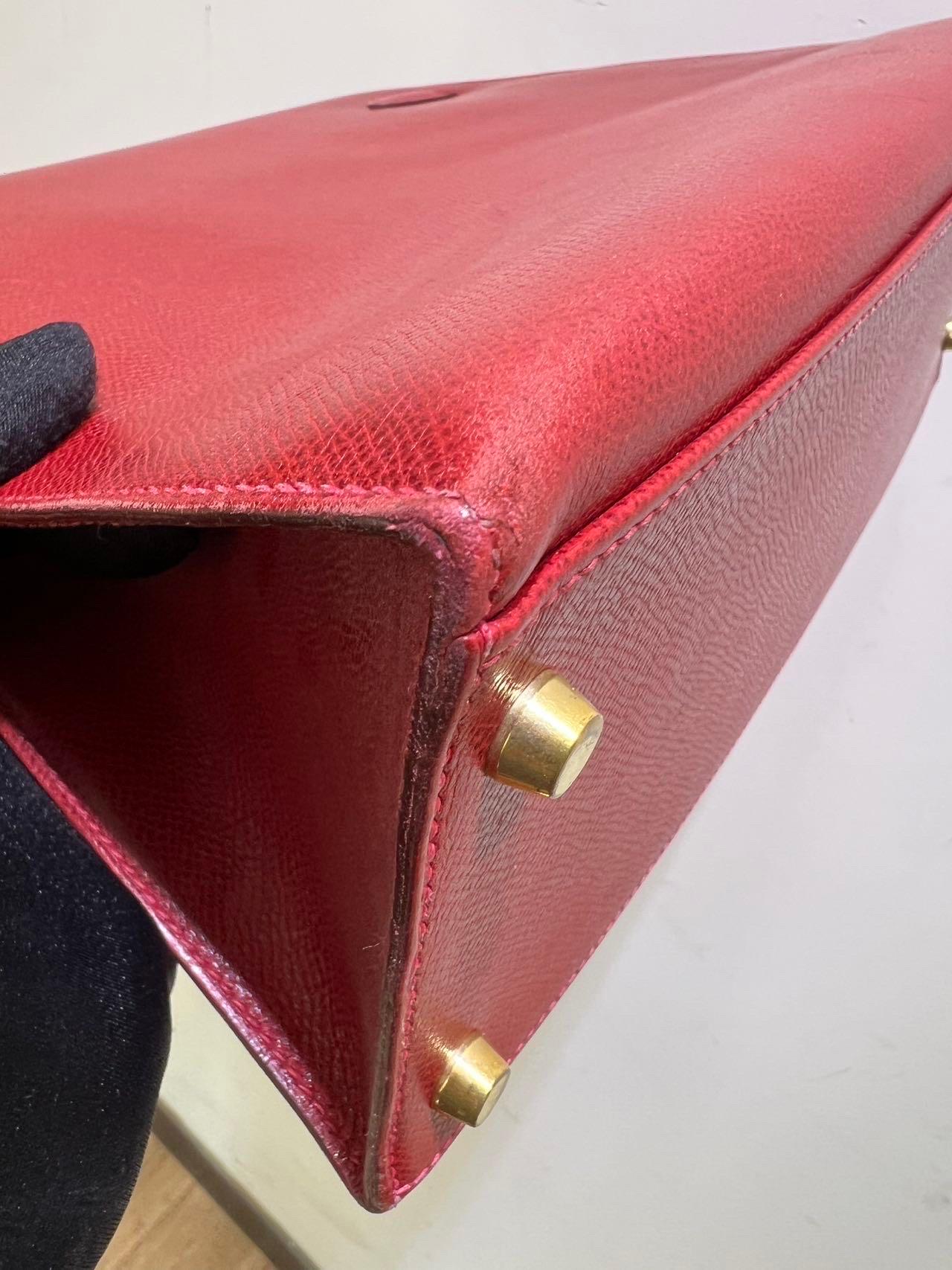 Hermes Kelly 32 Sellier Rouge Vif Red Courchevel Leather Gold HW 2003 For Sale 10
