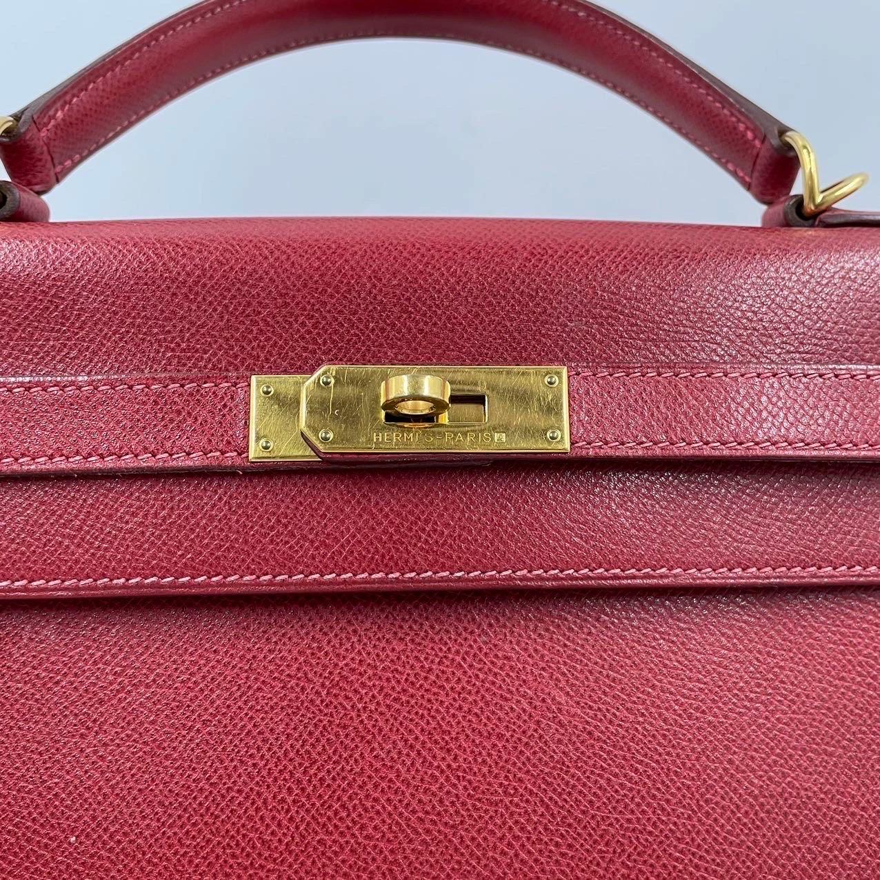 Hermes Kelly 32 Sellier Rouge Vif Red Courchevel Leather Gold HW 2003 For Sale 14