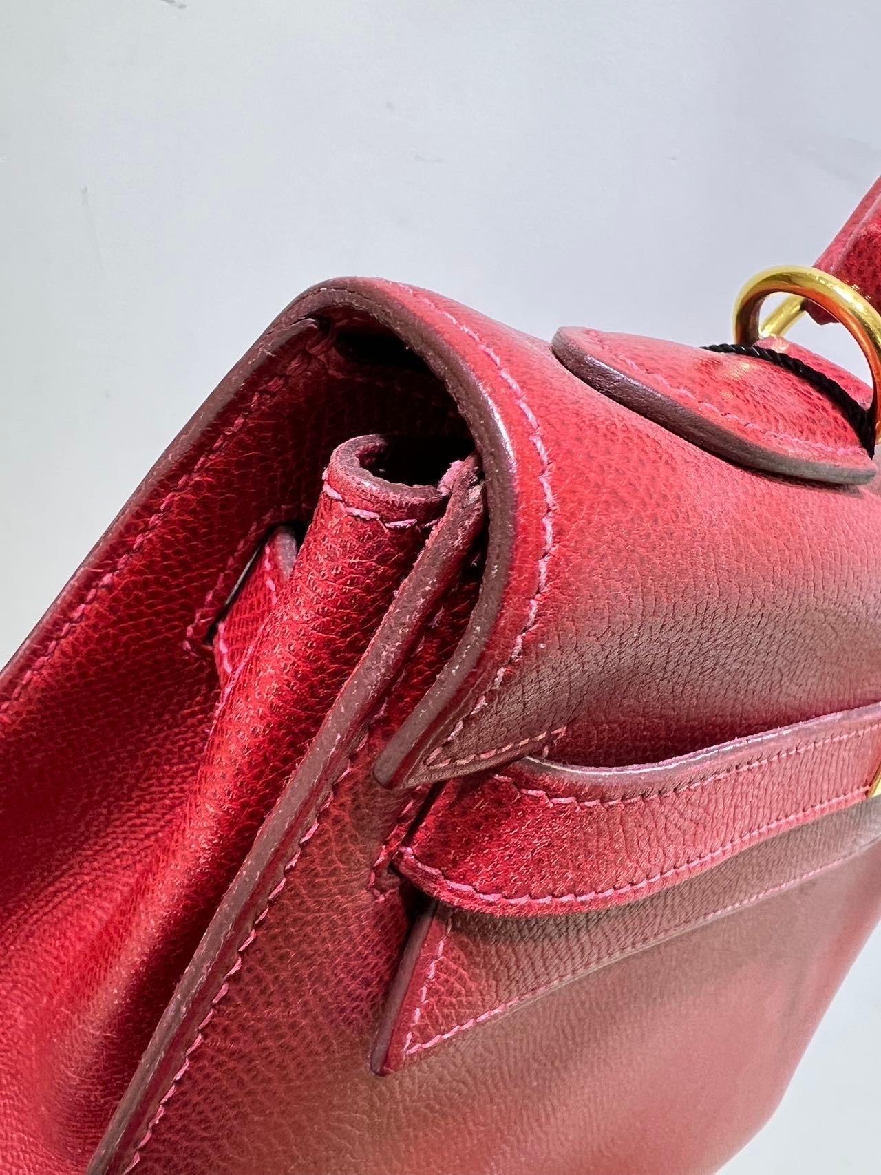 Hermes Kelly 32 Sellier Rouge Vif Red Courchevel Leather Gold HW 2003 For Sale 16