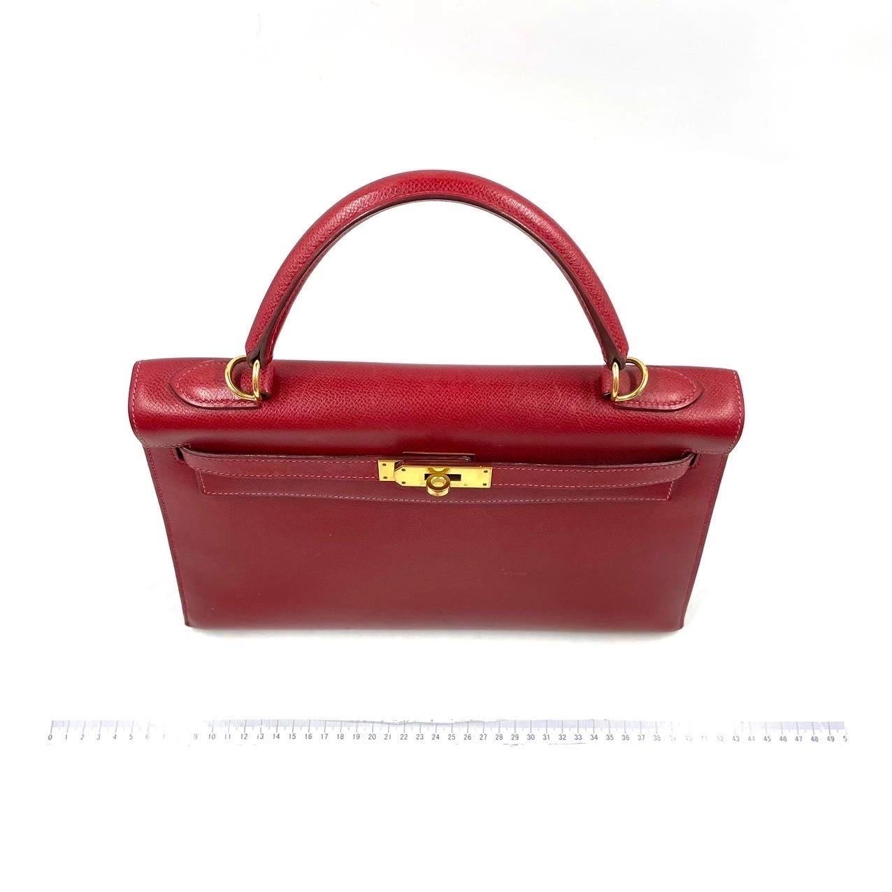 Hermes Kelly 32 Sellier Rouge Vif Red Courchevel Leather Gold HW 2003 For Sale 3