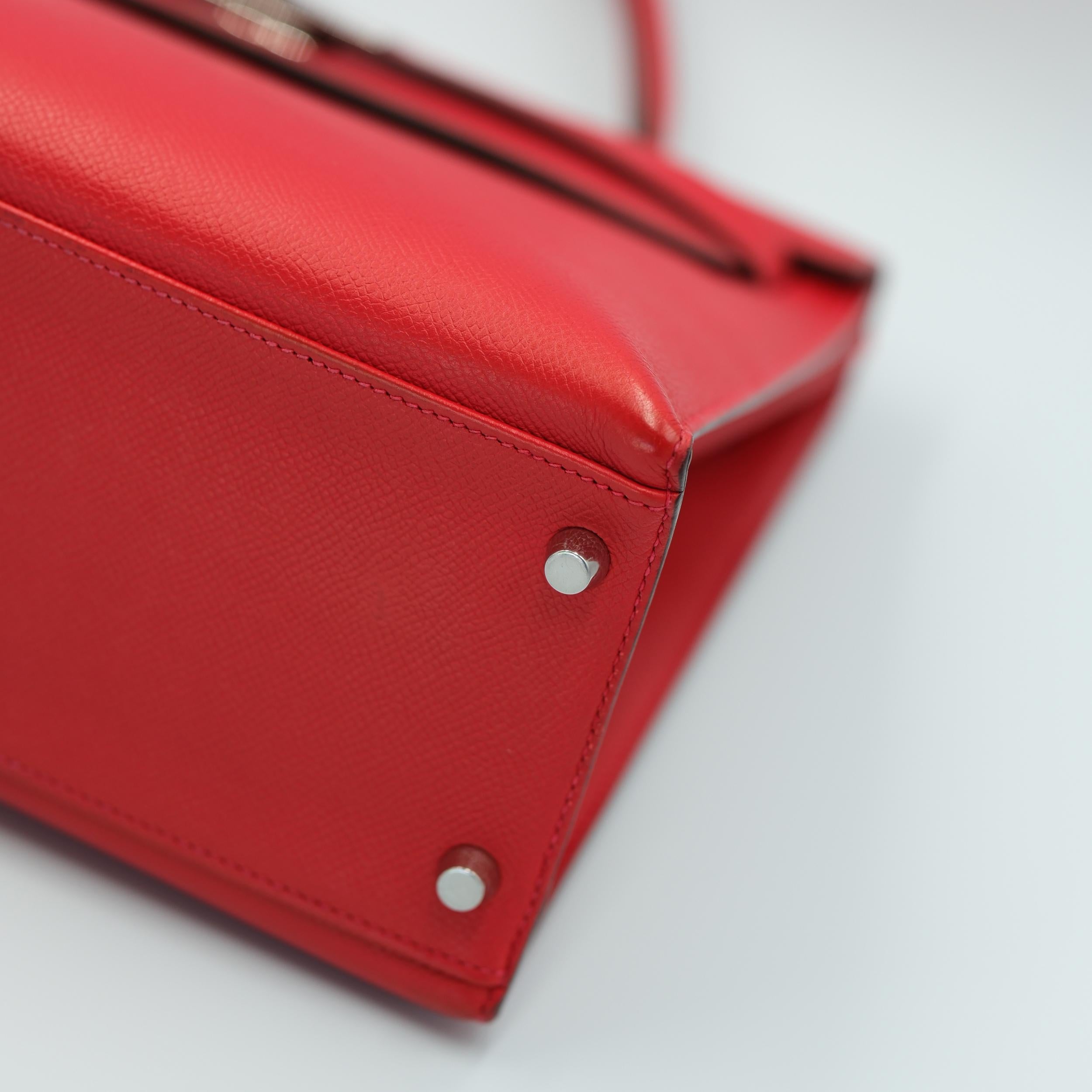 Hermes Kelly 32 Sellier Rouge Epsom avec quincaillerie en Palladium en vente 4