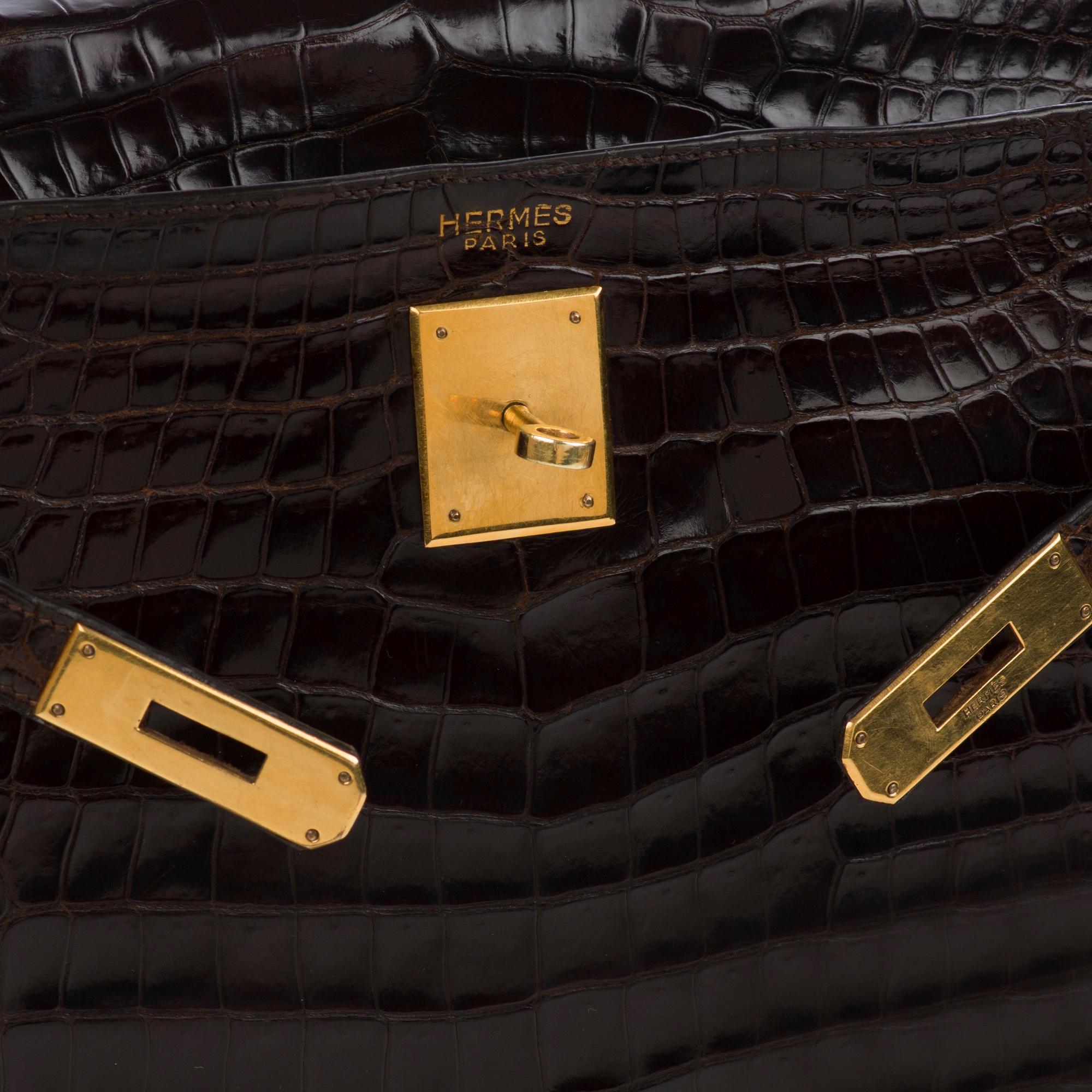 Black Hermès Kelly 32 sellier vintage bag in brown crocodile, gold hardware !