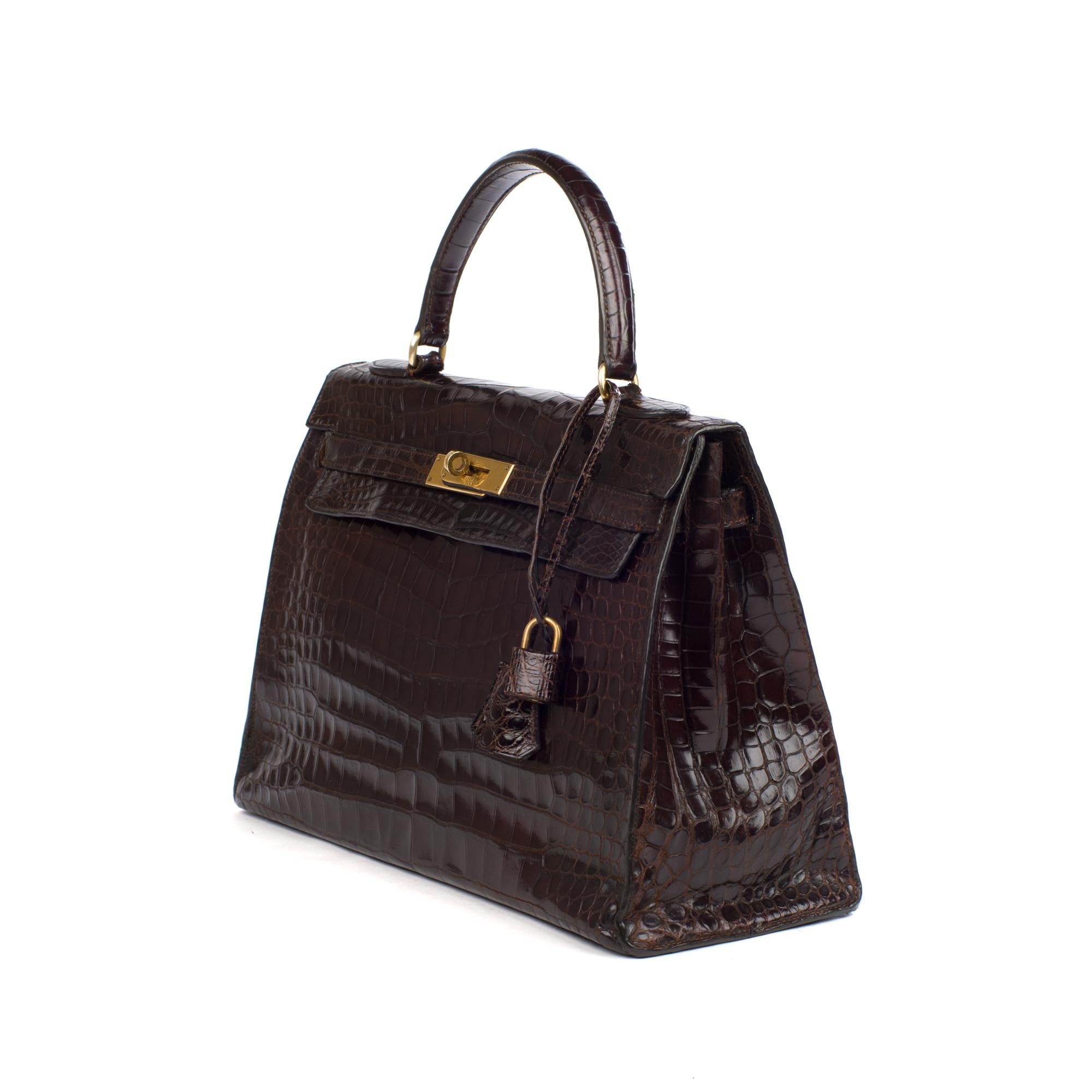 Hermès Kelly 32 sellier vintage bag in brown crocodile, gold hardware ! 1