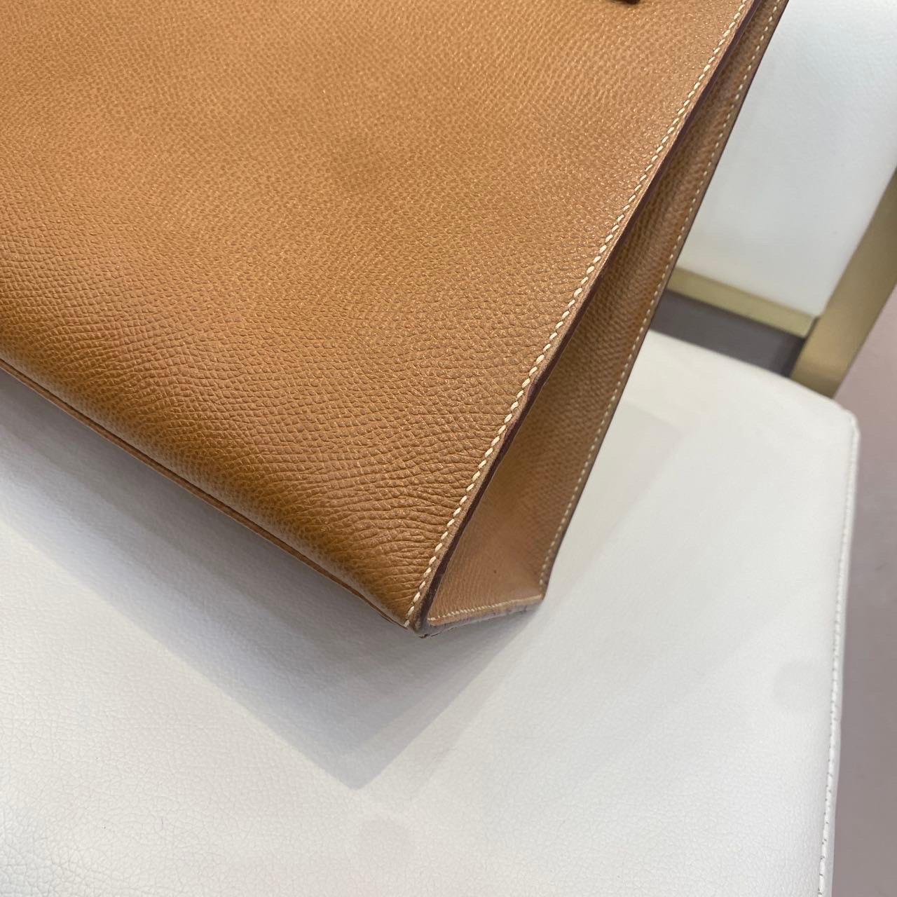 Hermes Kelly 32 Sellier Vintage Gold Epsom Leather Gold Hardware With Strap 1990 For Sale 8
