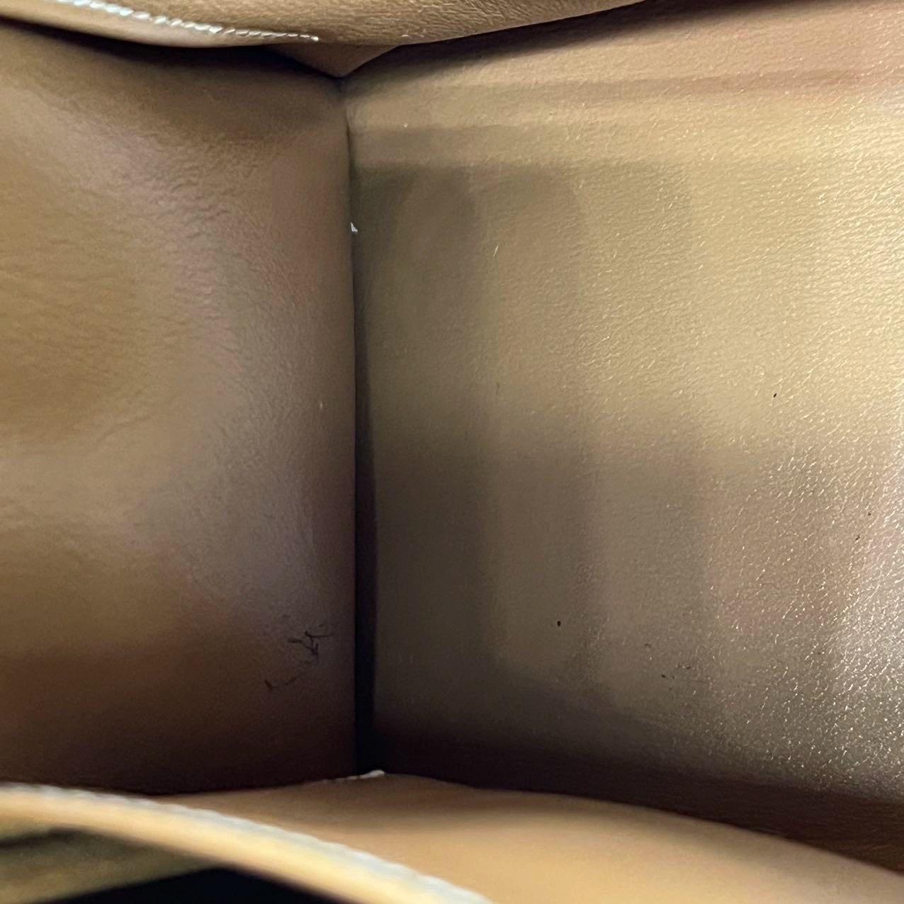 Hermes Kelly 32 Sellier Vintage Gold Epsom Leather Gold Hardware With Strap 1990 For Sale 15