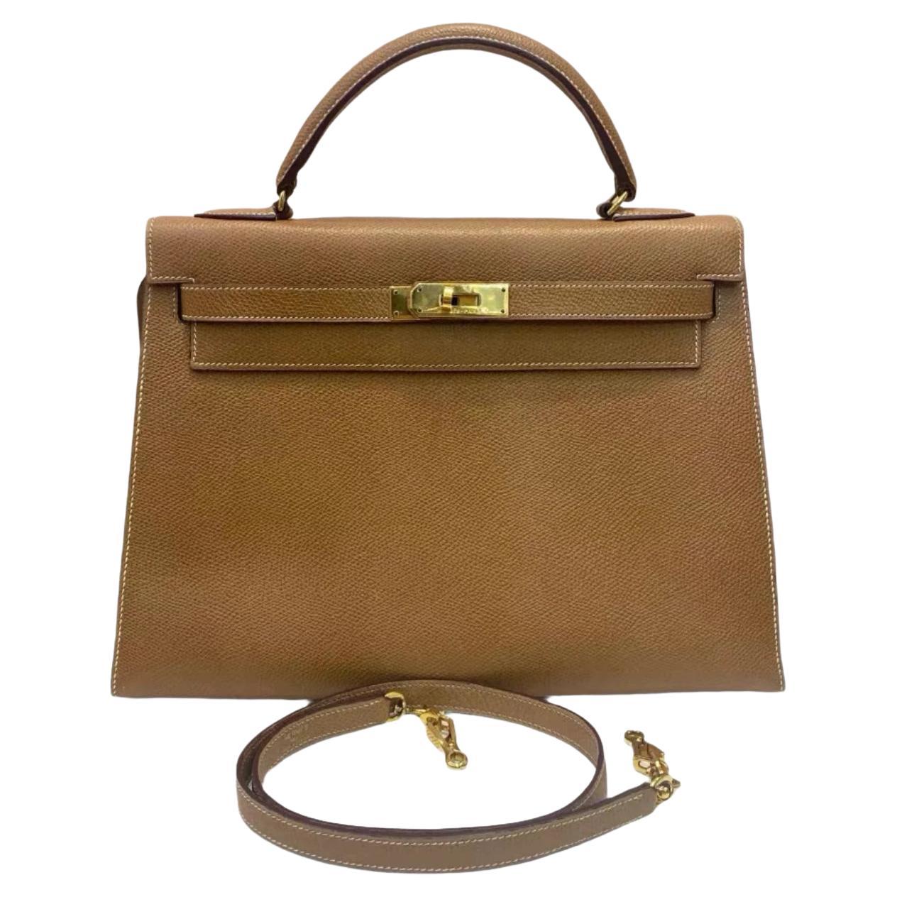 Hermes Kelly 32 Sellier Vintage Gold Epsom Leather Gold Hardware With Strap 1990 For Sale